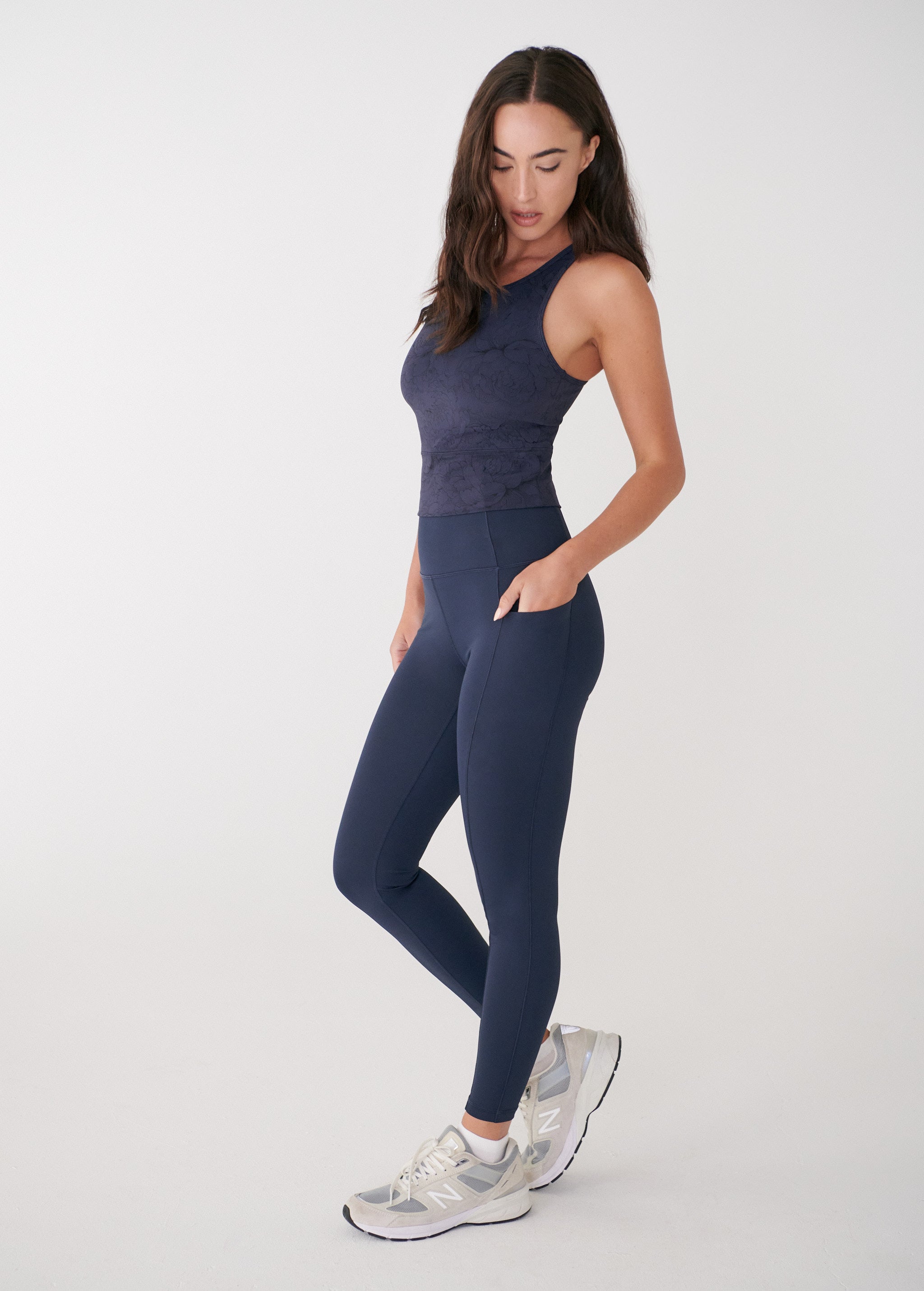Lolë Step Up Ankle Leggings in Outerspace navy