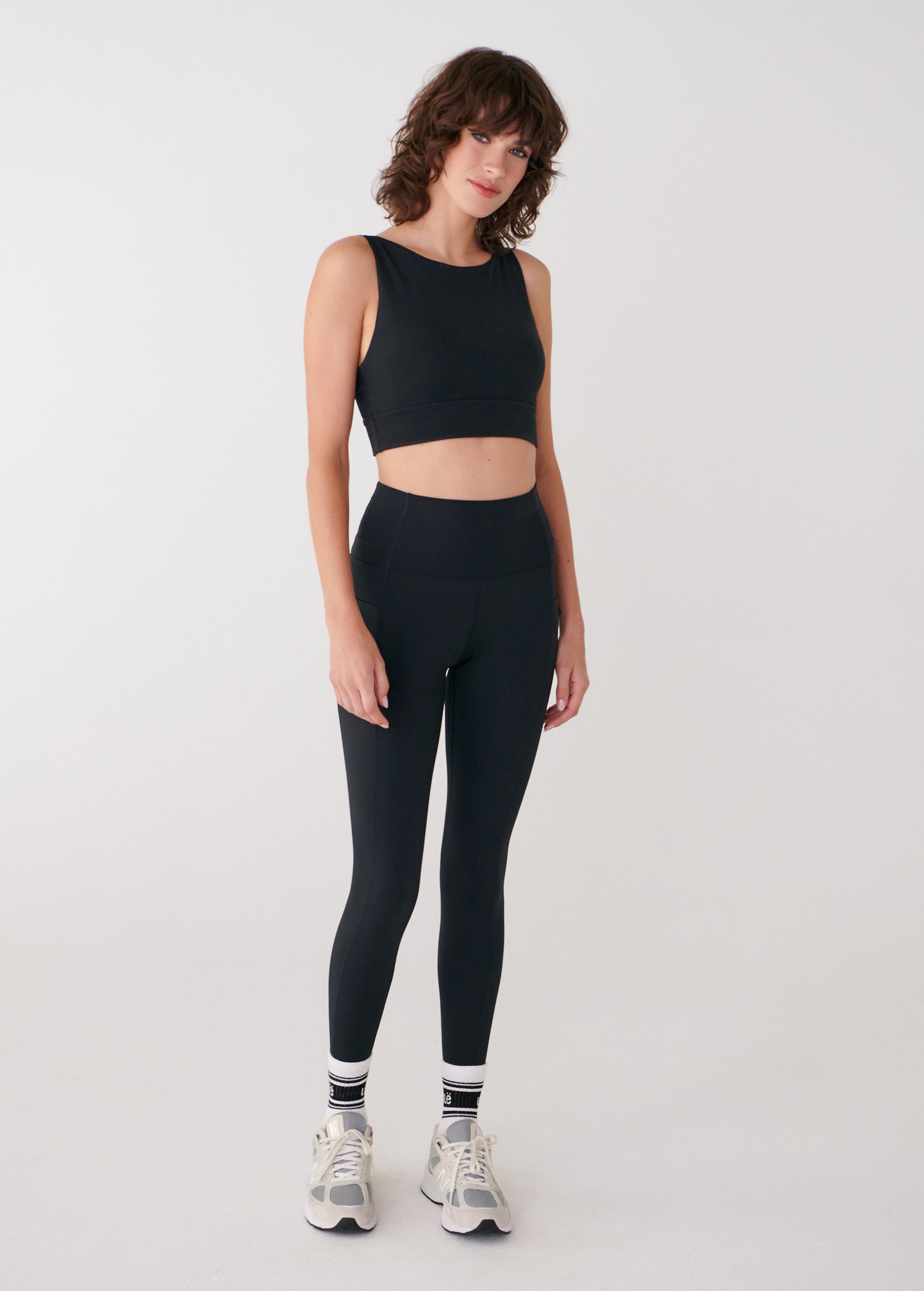 Lolë Step Up Ankle Leggings in black