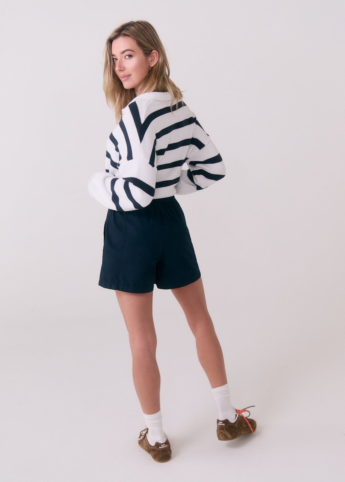 Lolë Cruise Shorts in Outerspace navy