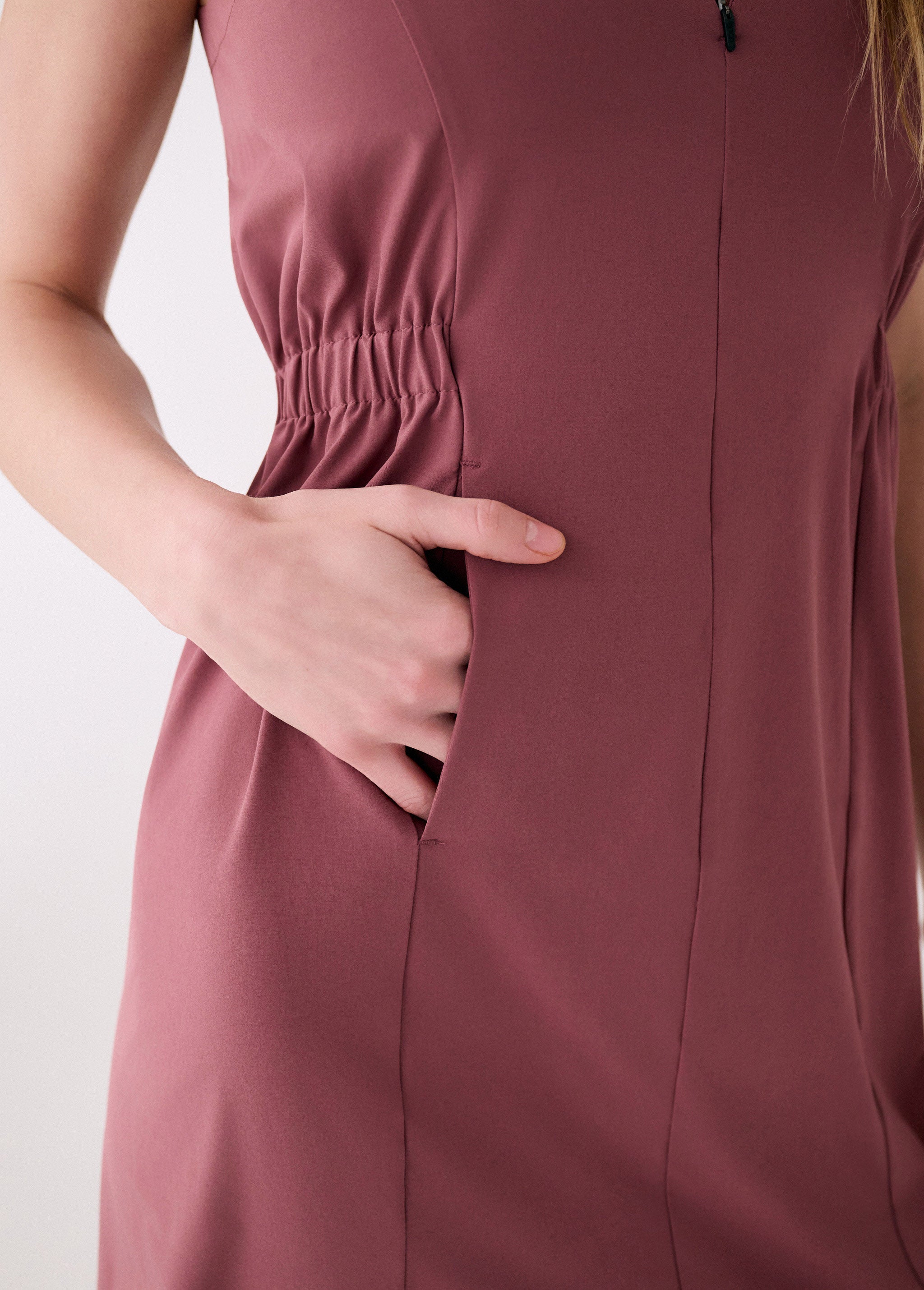 Lolë Olivie Shirt Dress in Mauveberry dusty rose — a sporty take on a classic shirt dress