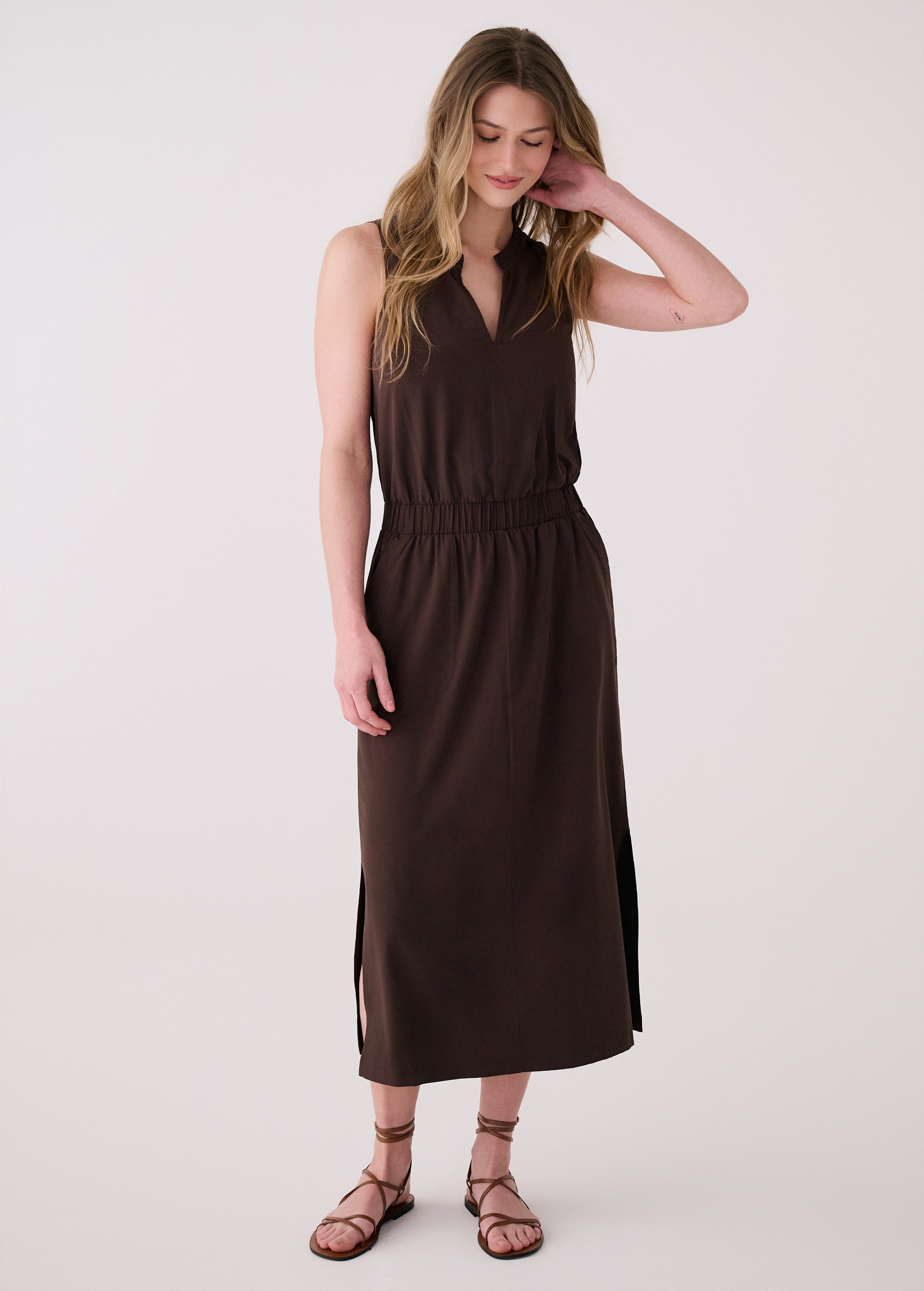 Lolë Olivie Midi Dress in Java dark brown