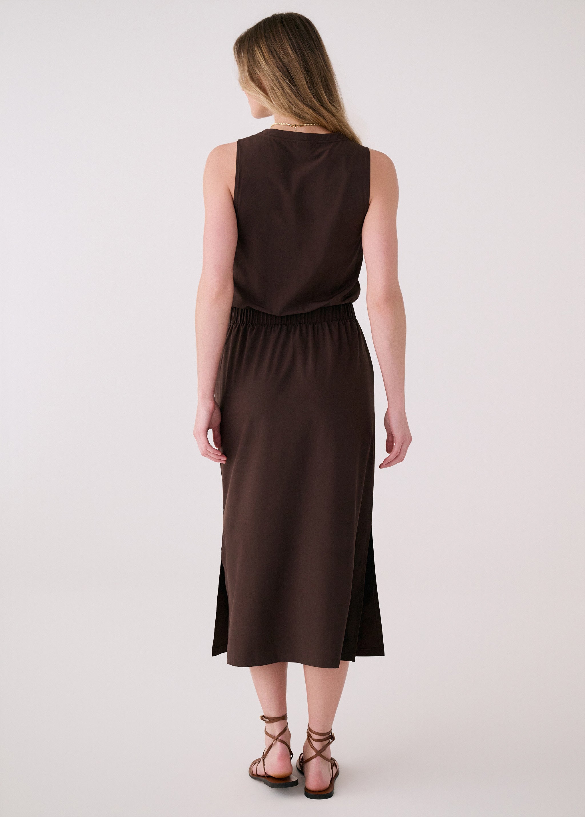 Lolë Olivie Midi Dress in Java dark brown