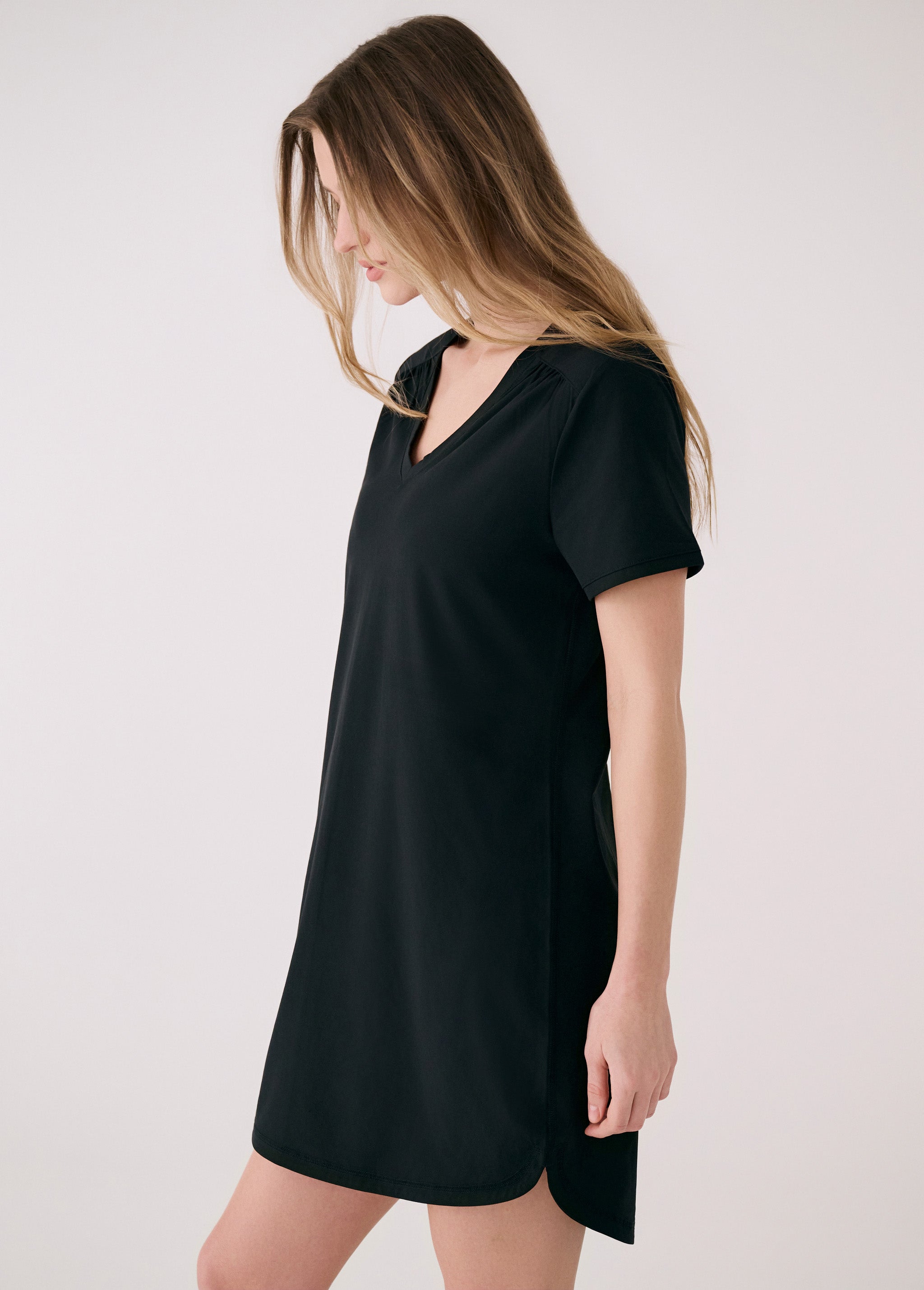 Lolë Olivie V Neck Dress in black