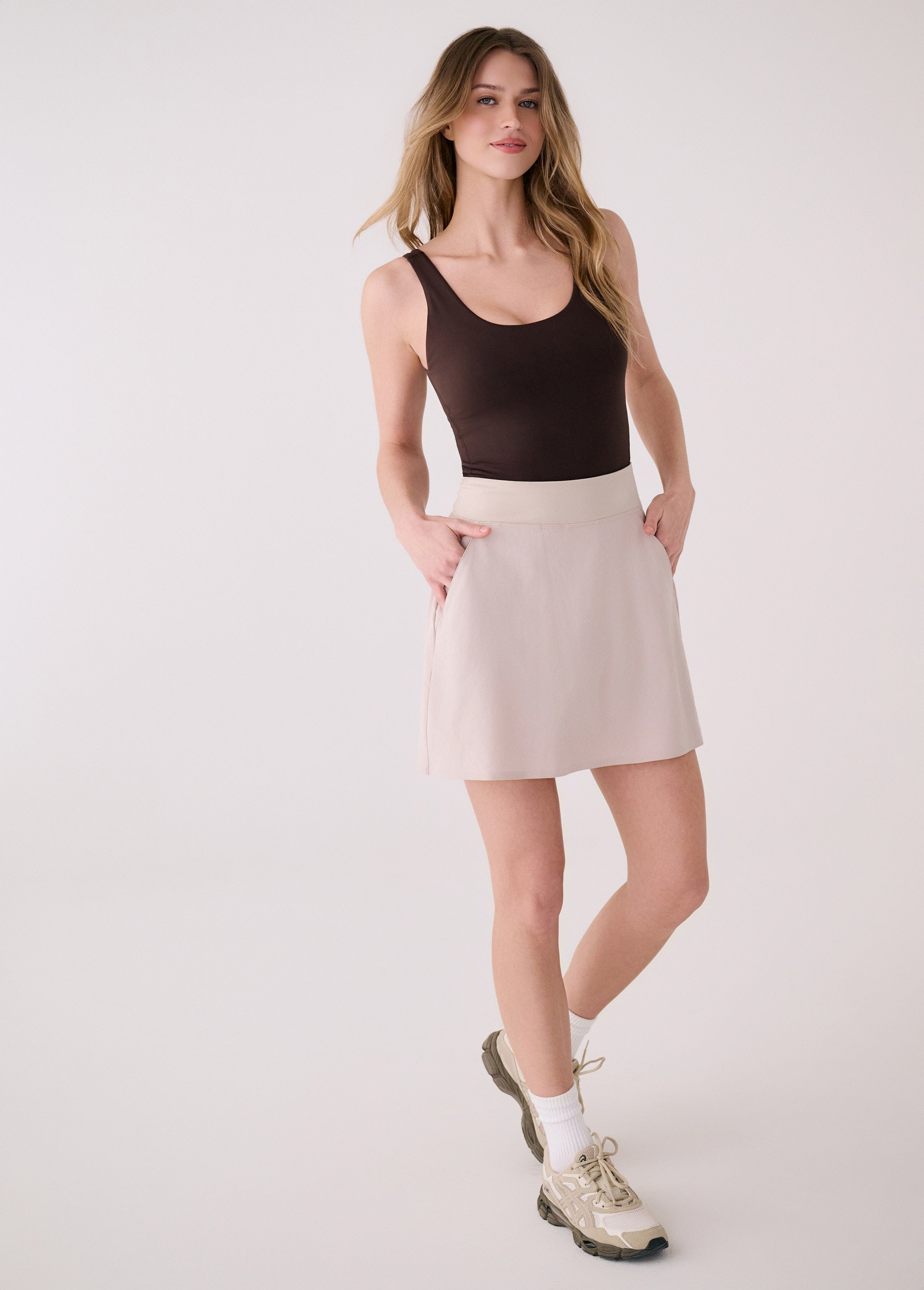 Lolë Olivie Skort in Abalone pale greige