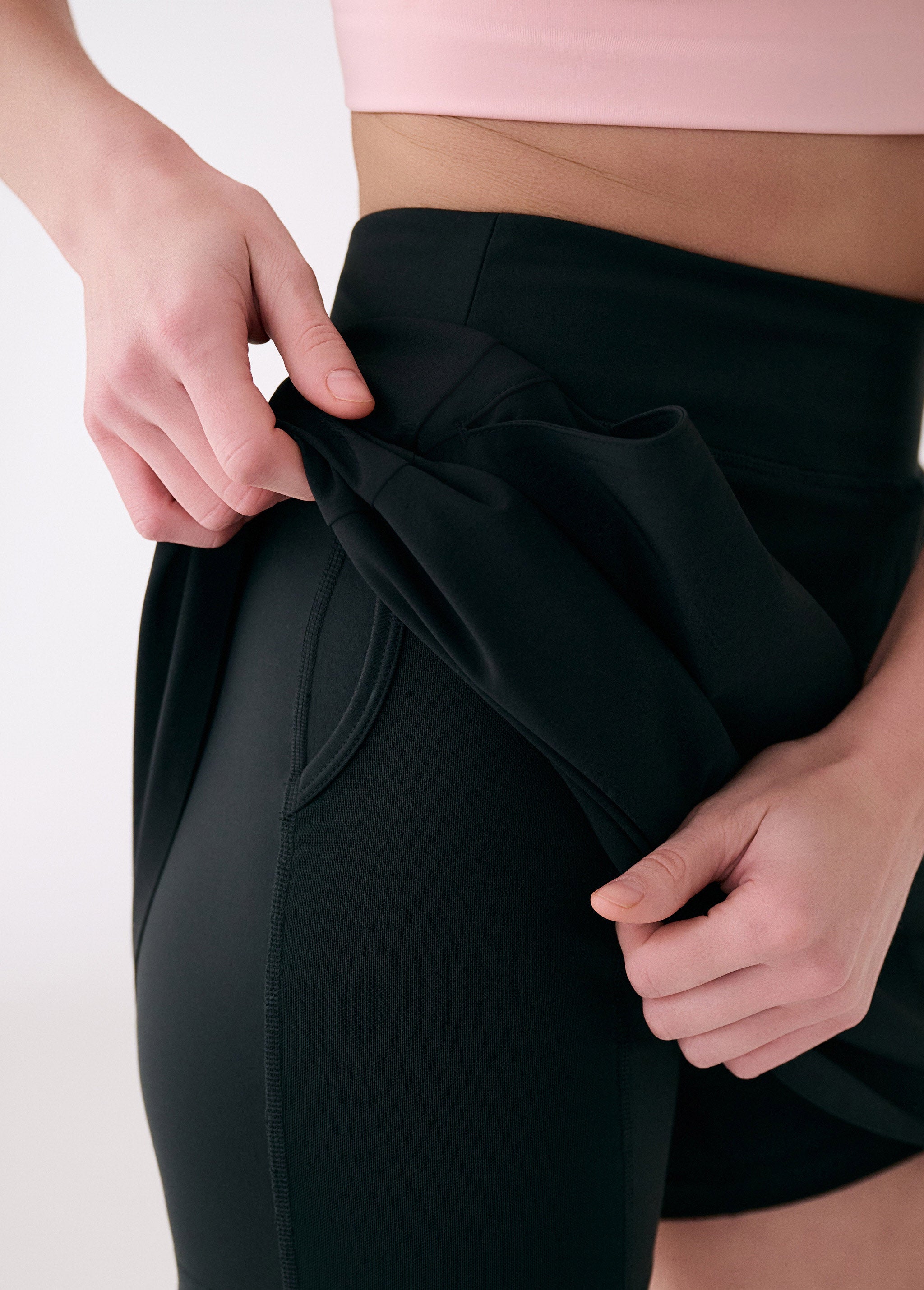 Lolë Olivie Skort in black