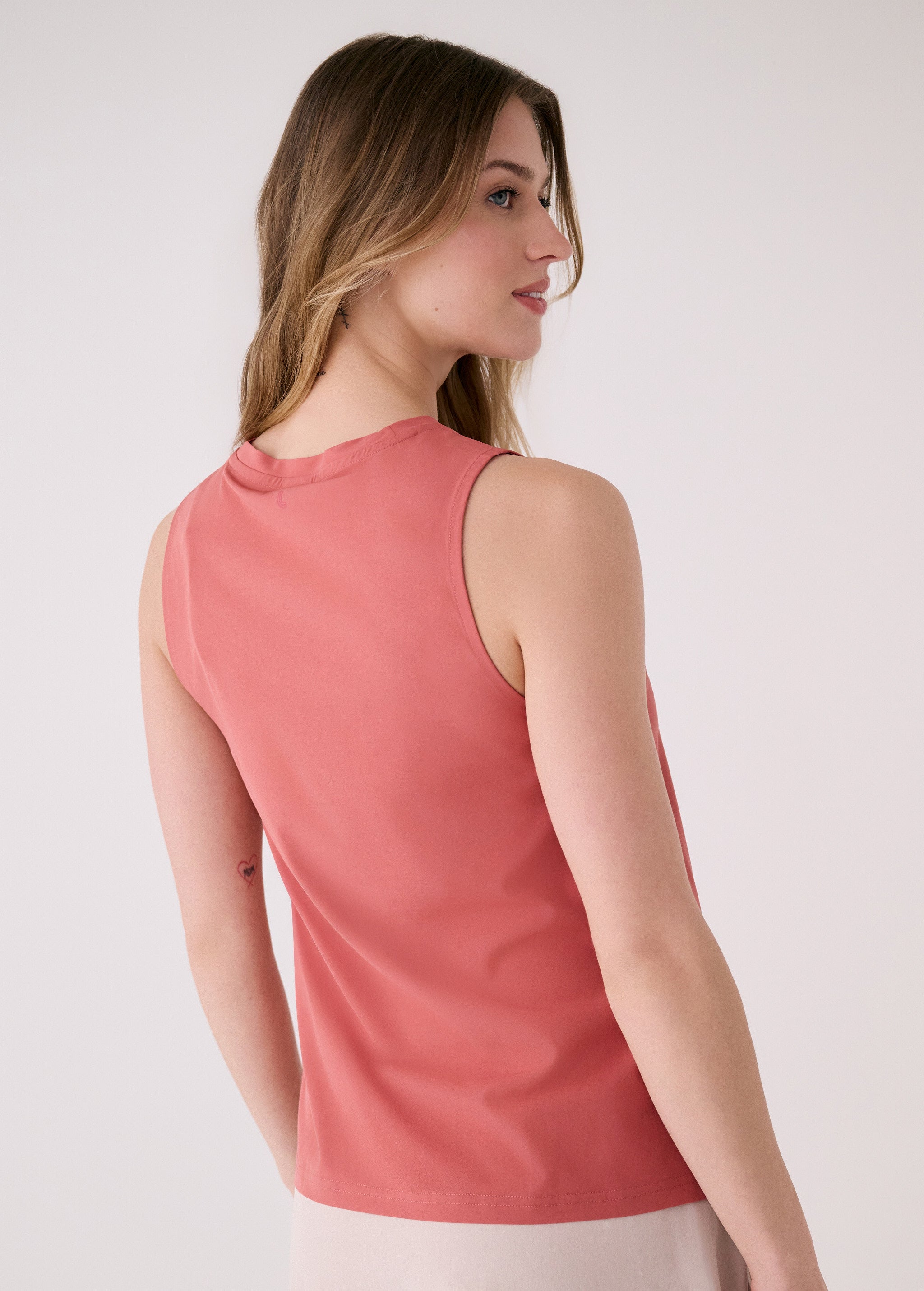 Lolë Olivie Tank in dusty rose