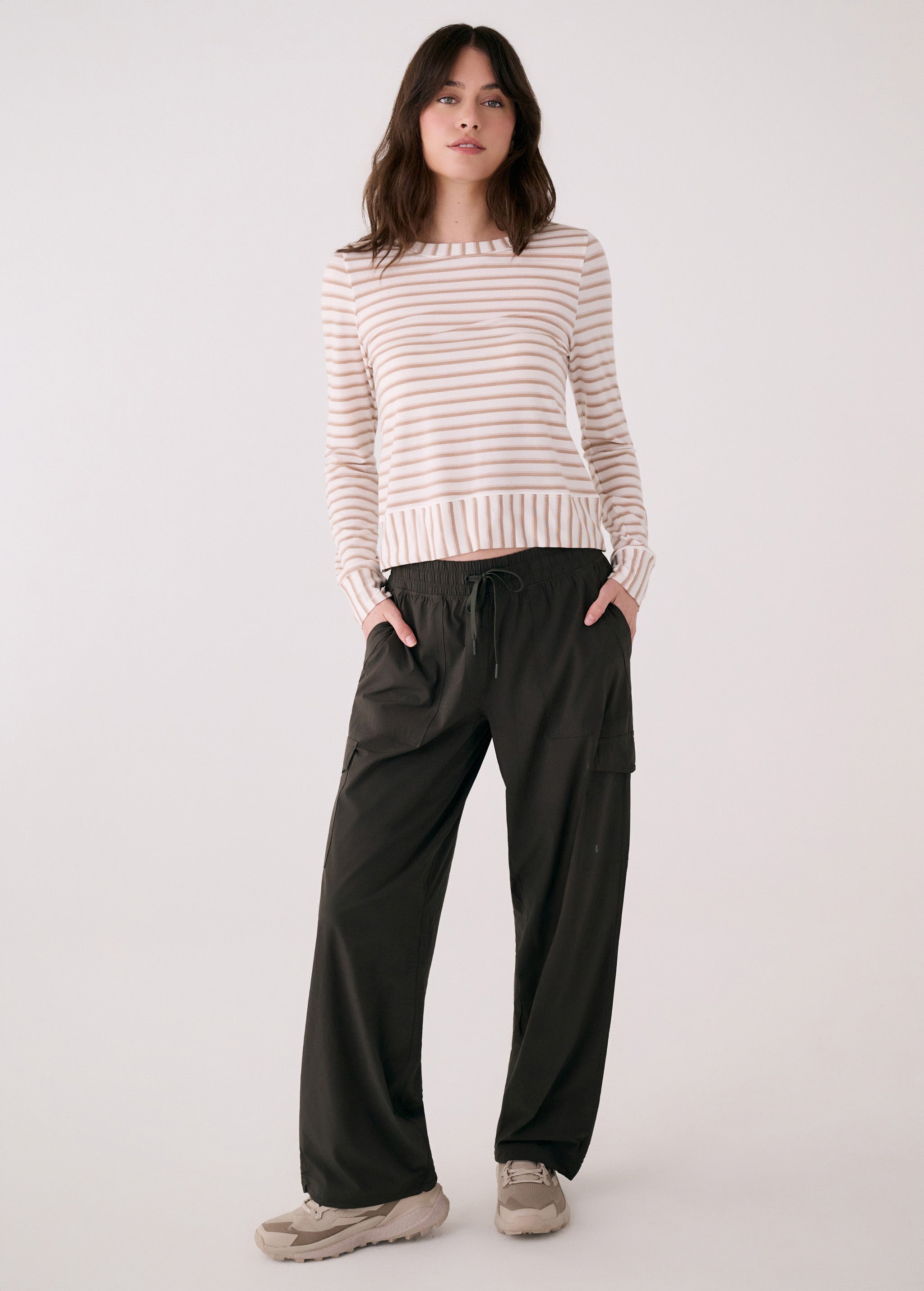 Lolë Sofia Cargo Pant in olive