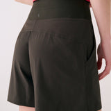 Lolë Sofia Shorts in olive