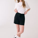 Lolë Sofia Shorts in black