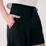 Lolë Sofia Shorts in black