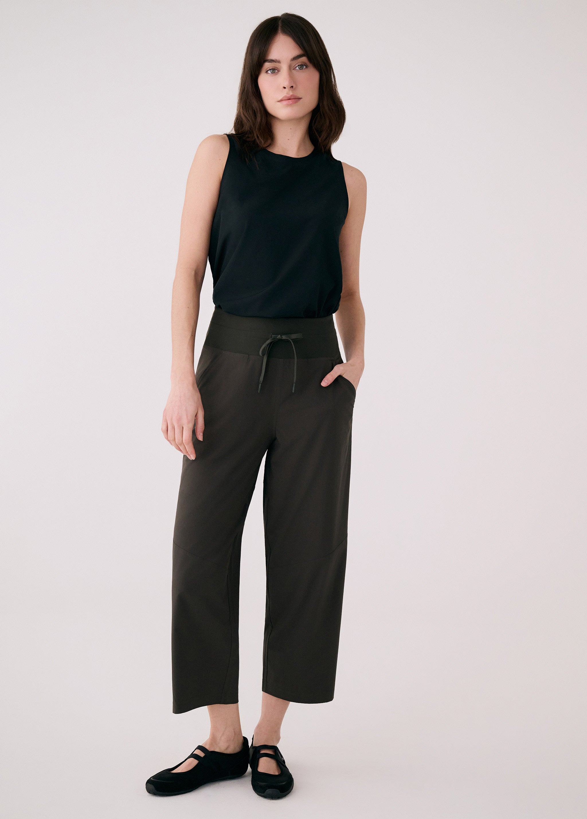 Lolë Sofia Crop Pant in olive