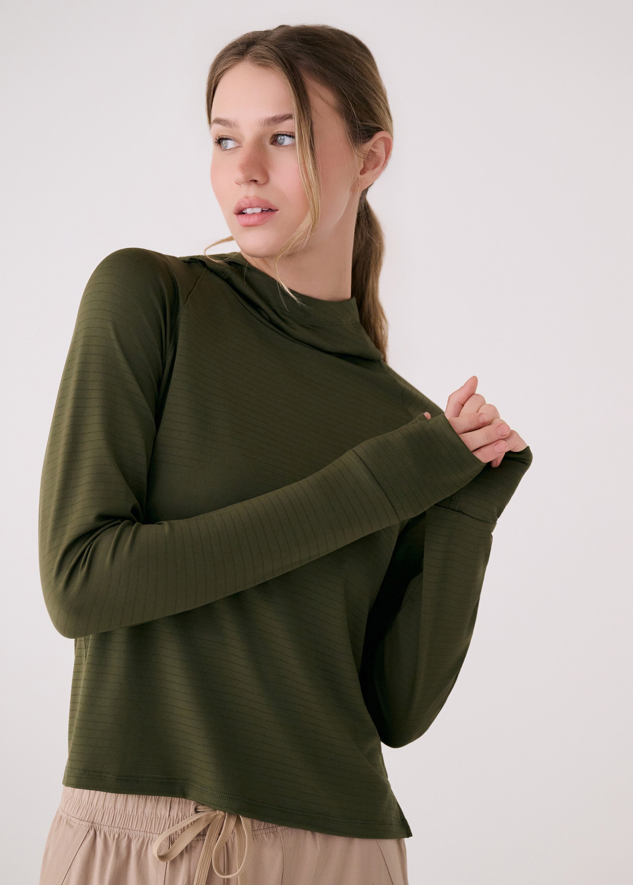 Lolë Sunny Pullover Hoodie in Moss olive green