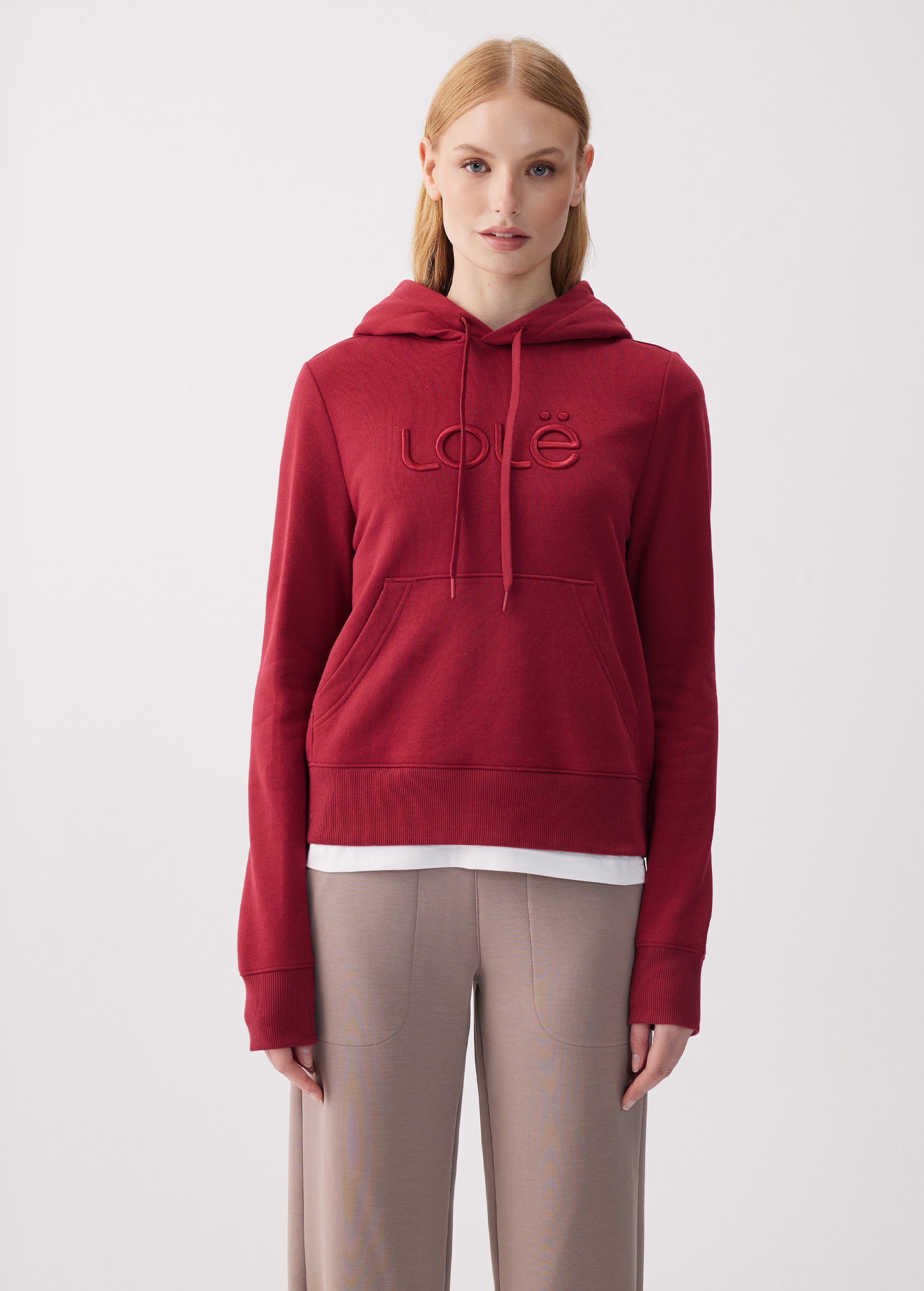 Lolë Icone Pullover Hoodie in Garnet dark red