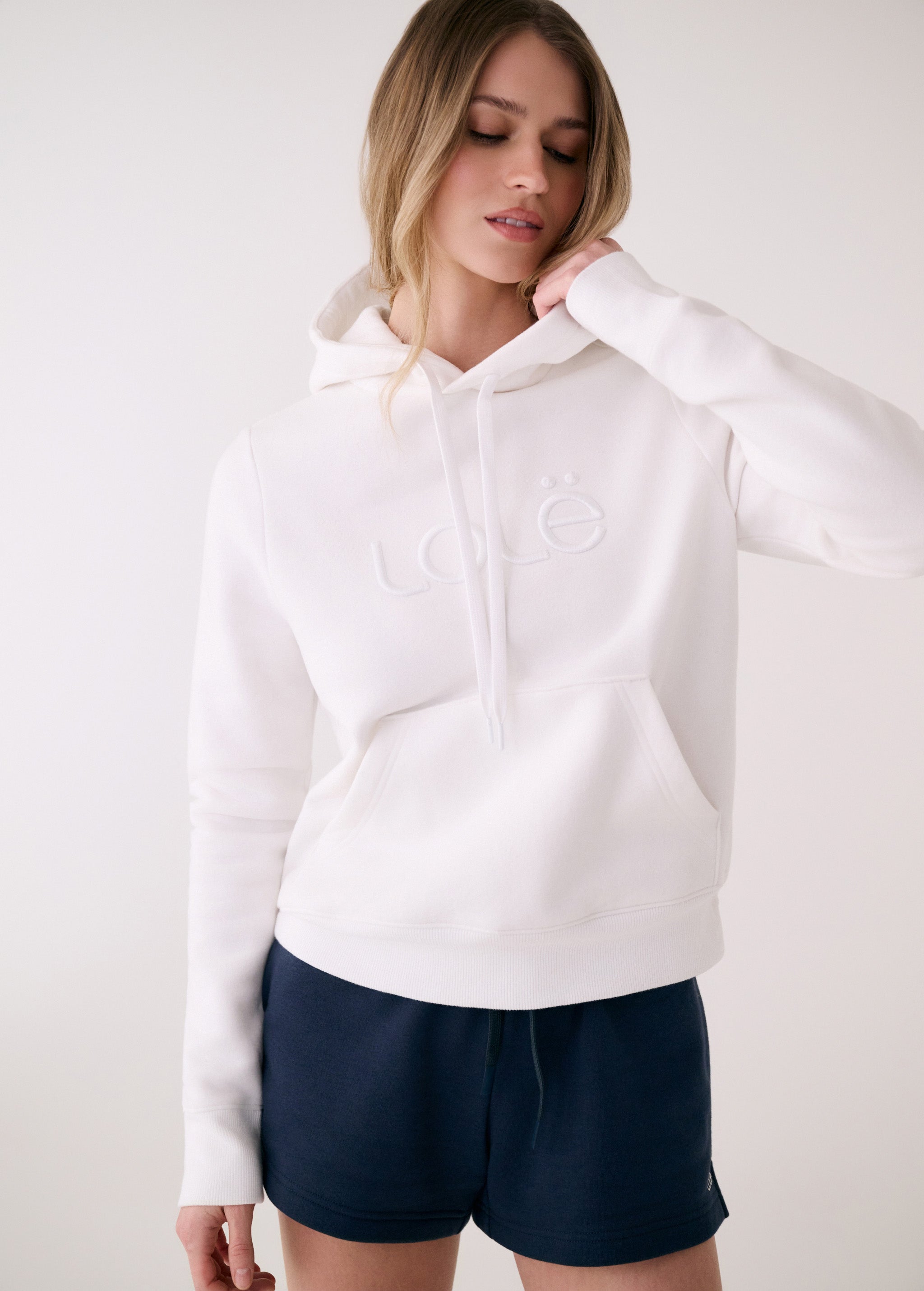 Lolë Icone Pullover Hoodie in white