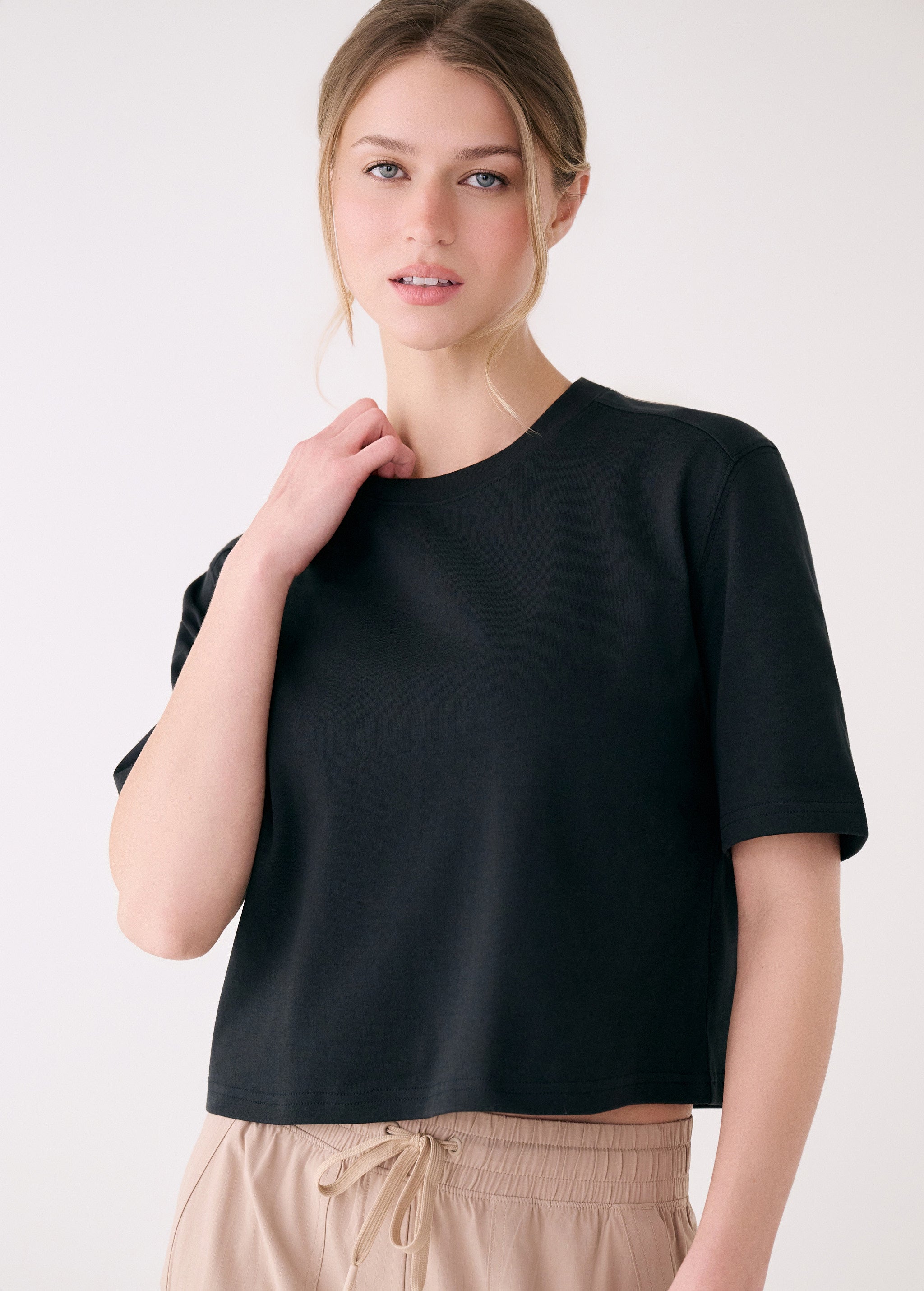 Lolë Core T-shirt in black
