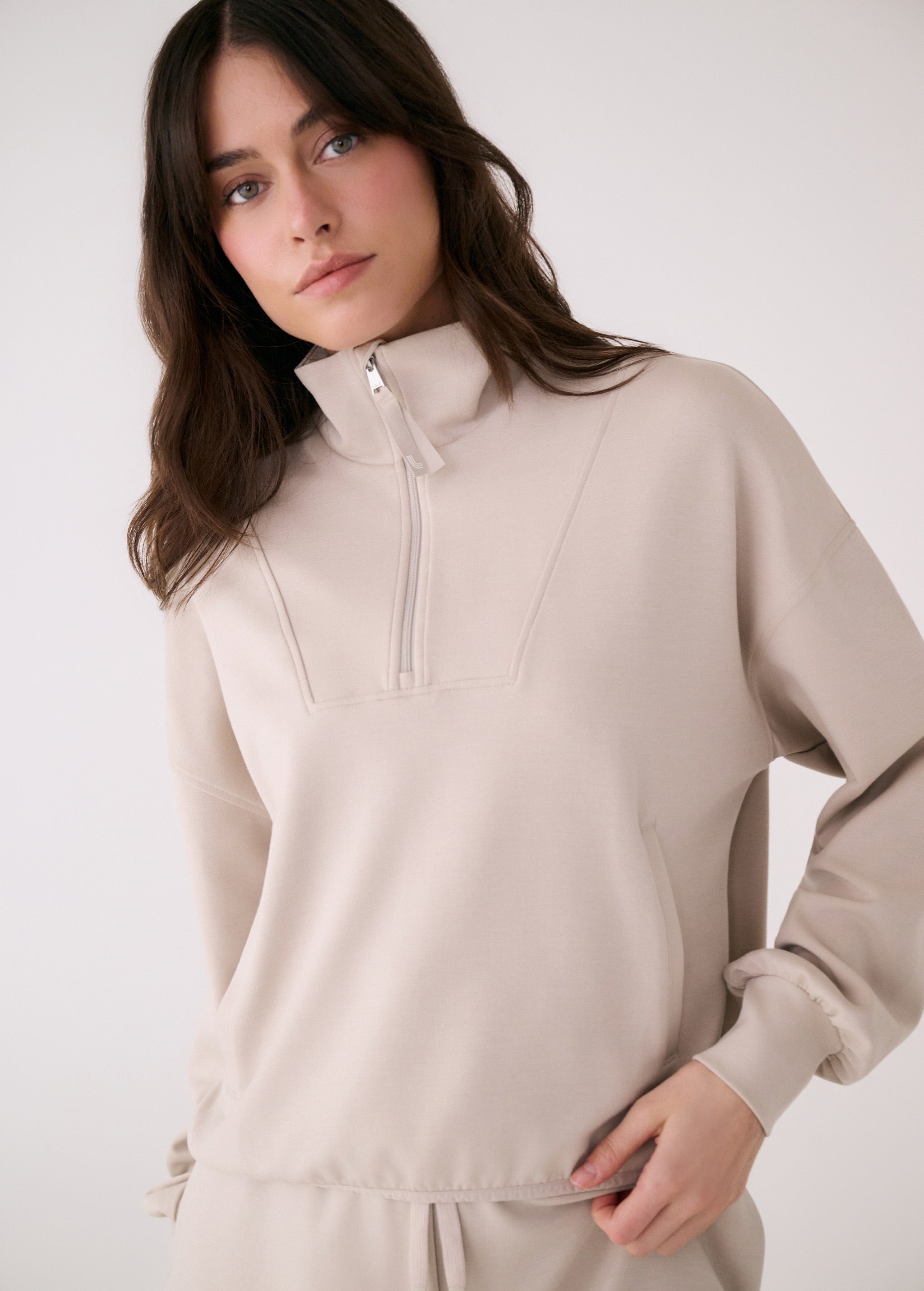 Lolë Flow Half Zip Top in Abalone pale greige