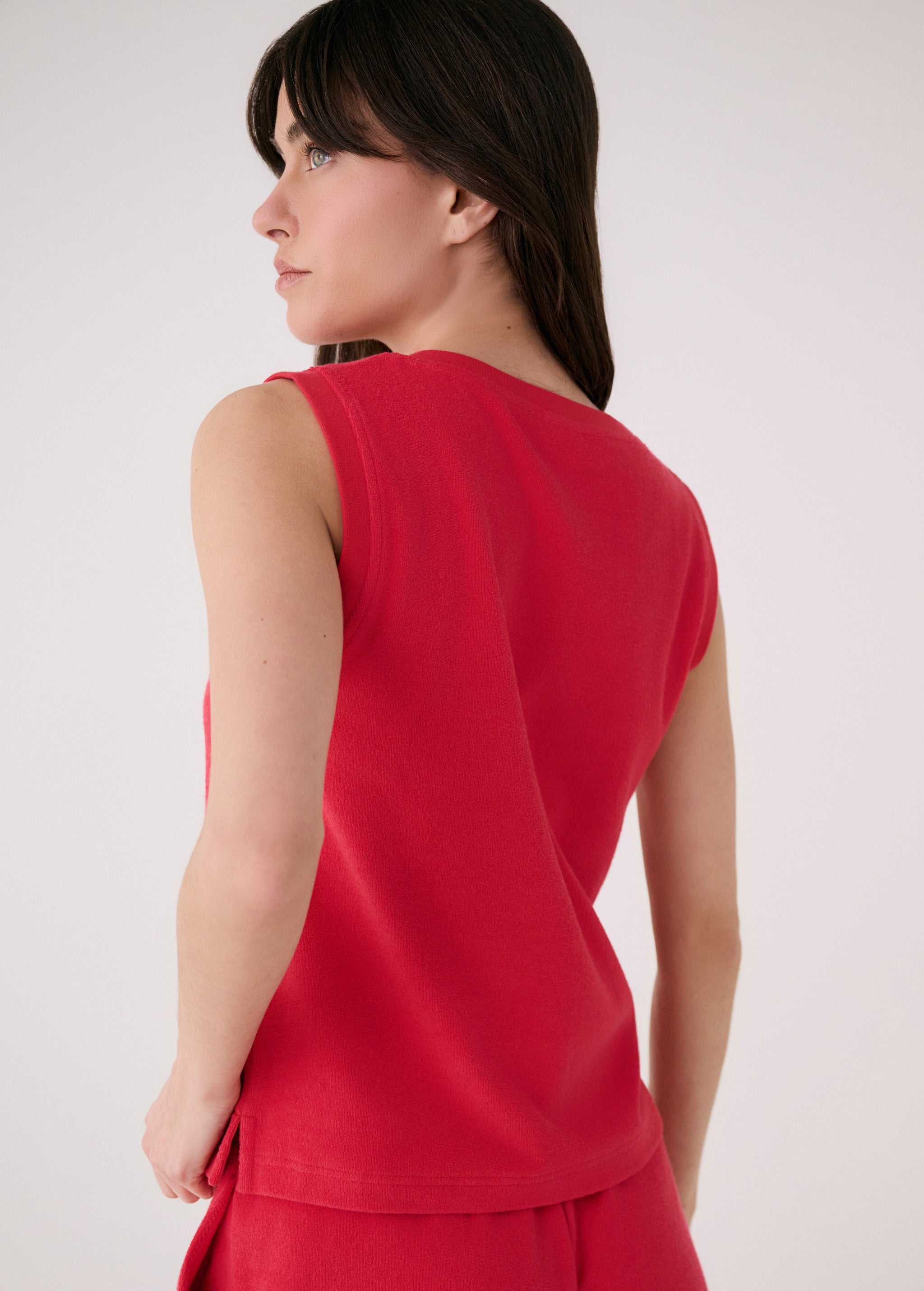 Lolë Coastal Tank Top in Poppy red — an effortless tank made for warm escapes