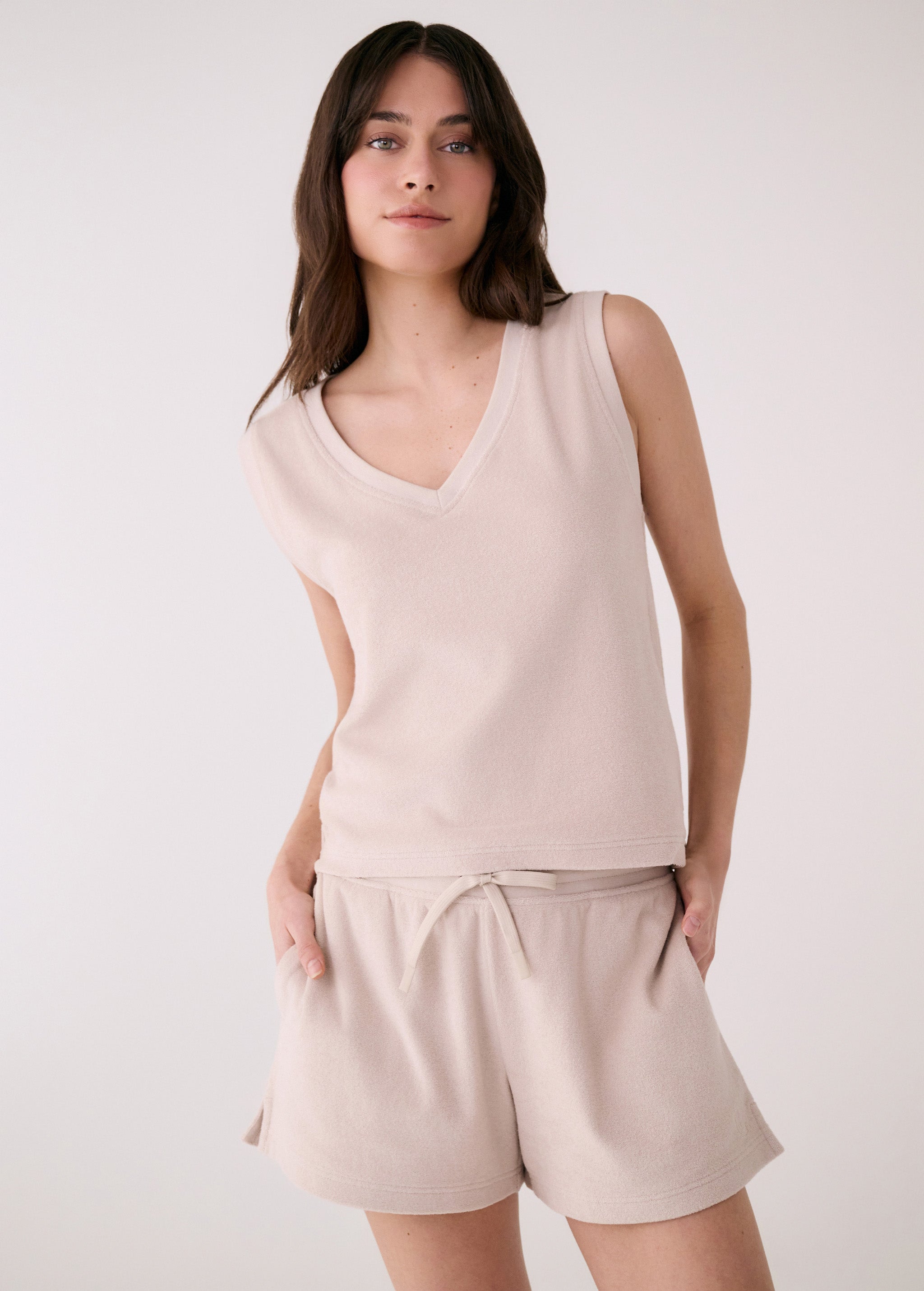 Lolë Coastal Shorts in Abalone pale greige