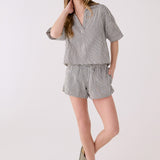 Lolë Bella Short Sleeve in black stripe