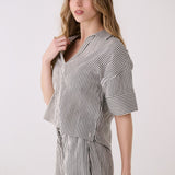 Lolë Bella Short Sleeve in black stripe