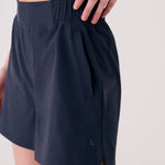 Lolë Olivie Shorts in Outerspace navy