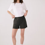 Lolë Olivie Shorts in olive