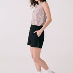 Lolë Olivie Shorts in black