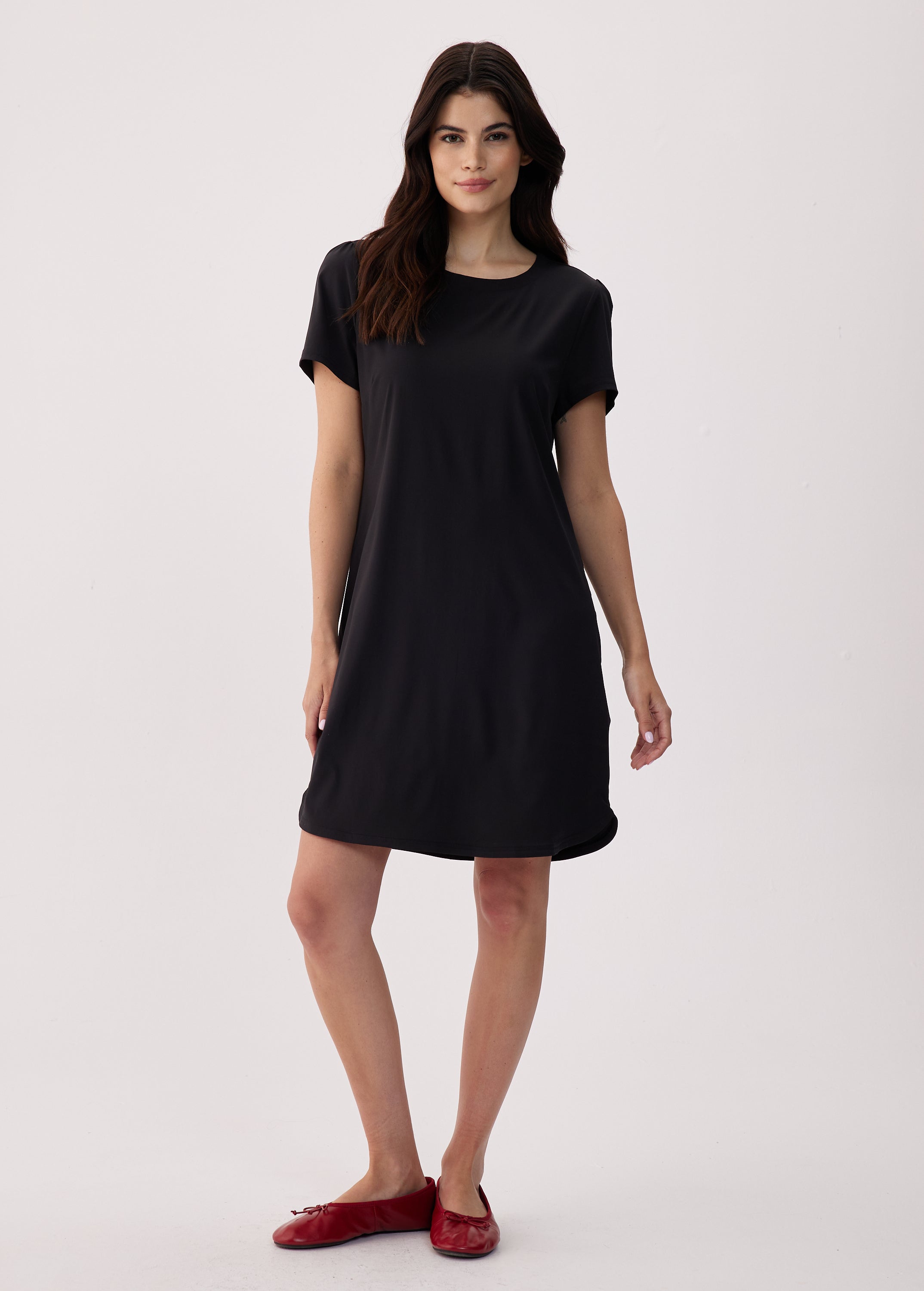 Lolë Momentum Crewneck Dress in black
