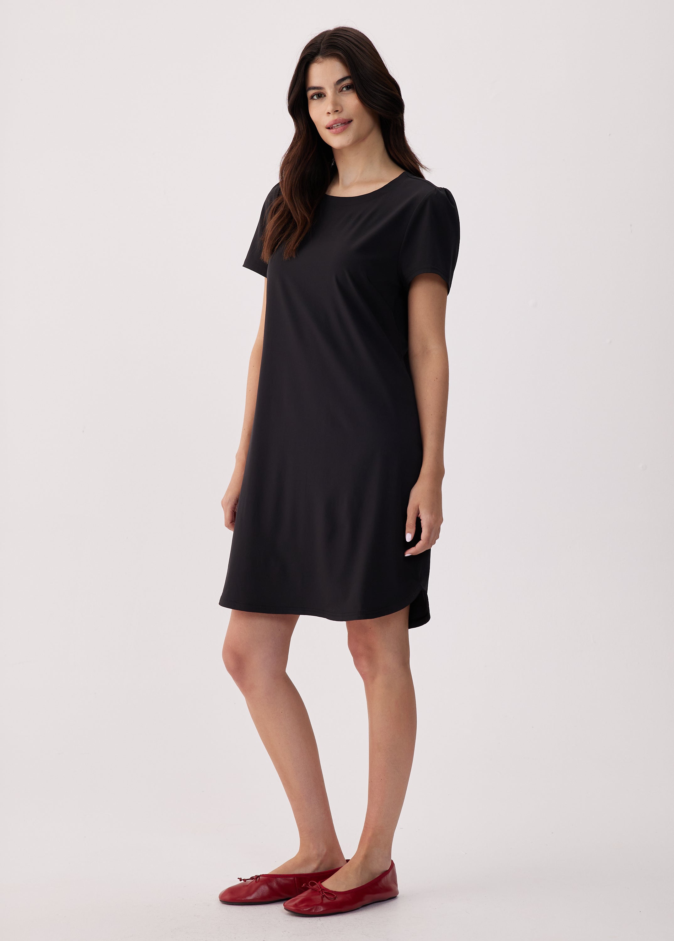 Lolë Momentum Crewneck Dress in black