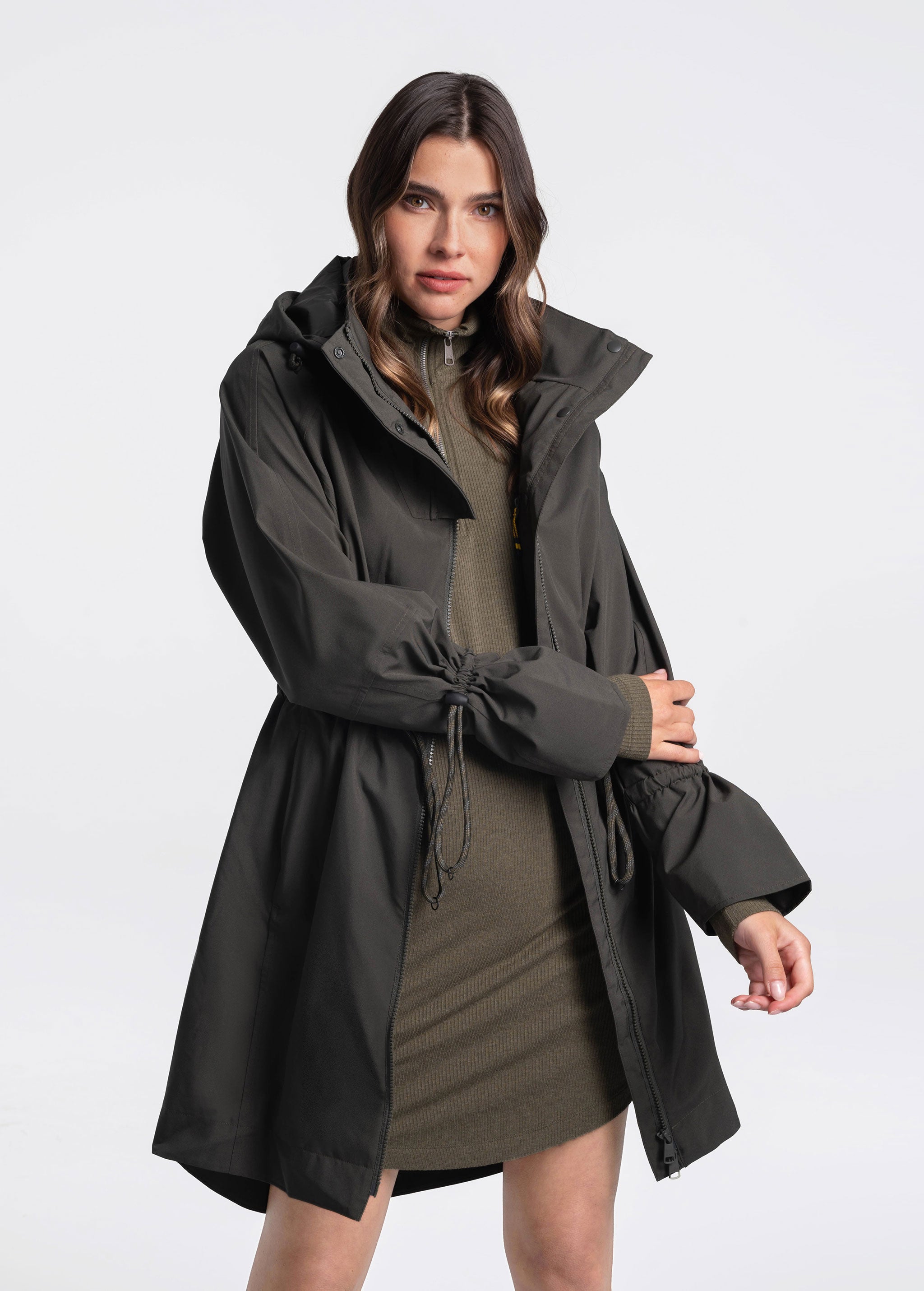 Lolë Piper Oversized Packable Rain Jacket in olive
