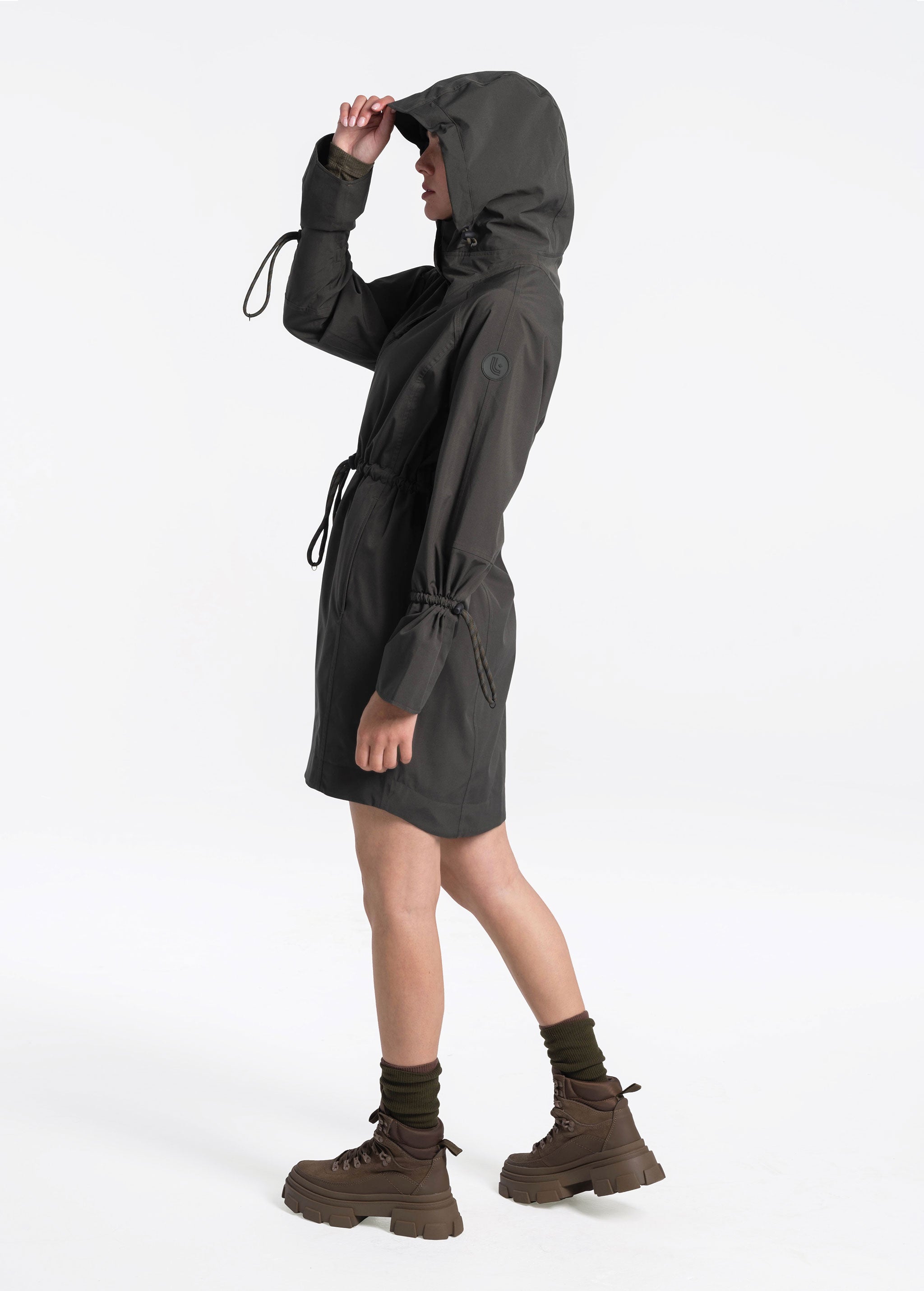 Lolë Piper Oversized Packable Rain Jacket in olive