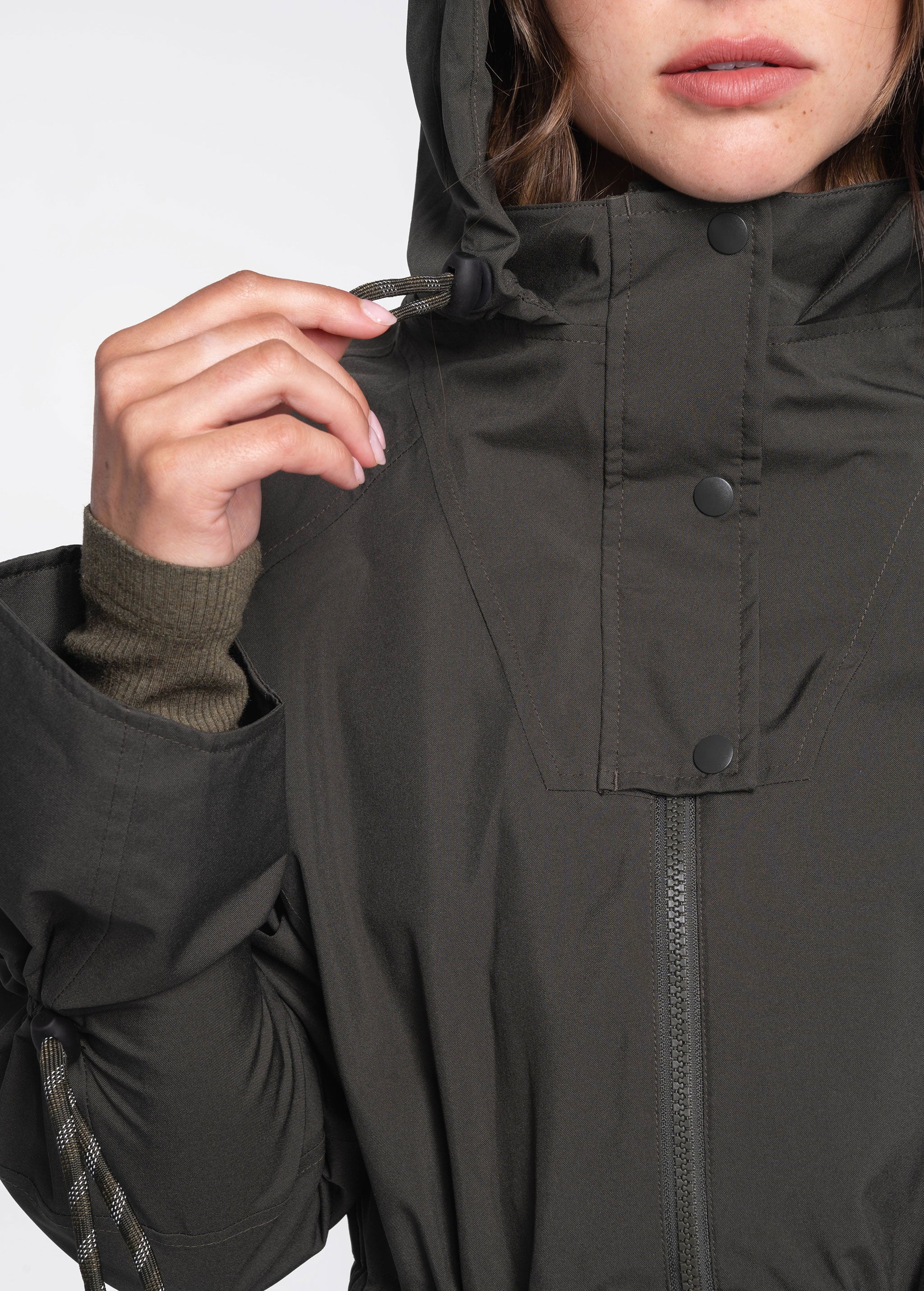 Lolë Piper Oversized Packable Rain Jacket in olive