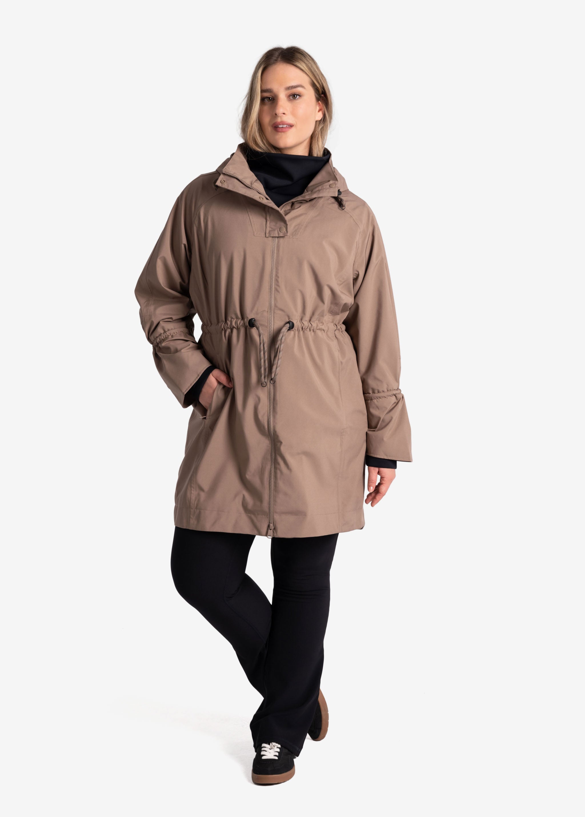 Lolë Piper Oversized Packable Rain Jacket in Fossil taupe