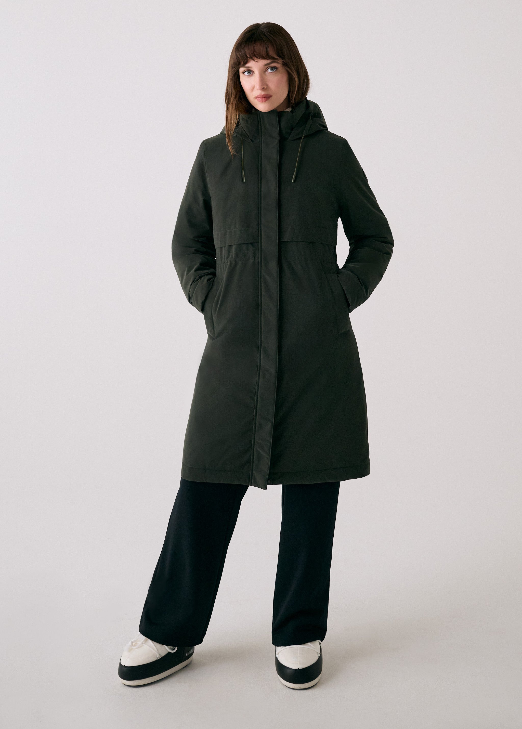 Lolë Bristol Jacket in olive