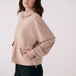 Lolë Sofia Anorak in Sandshell beige