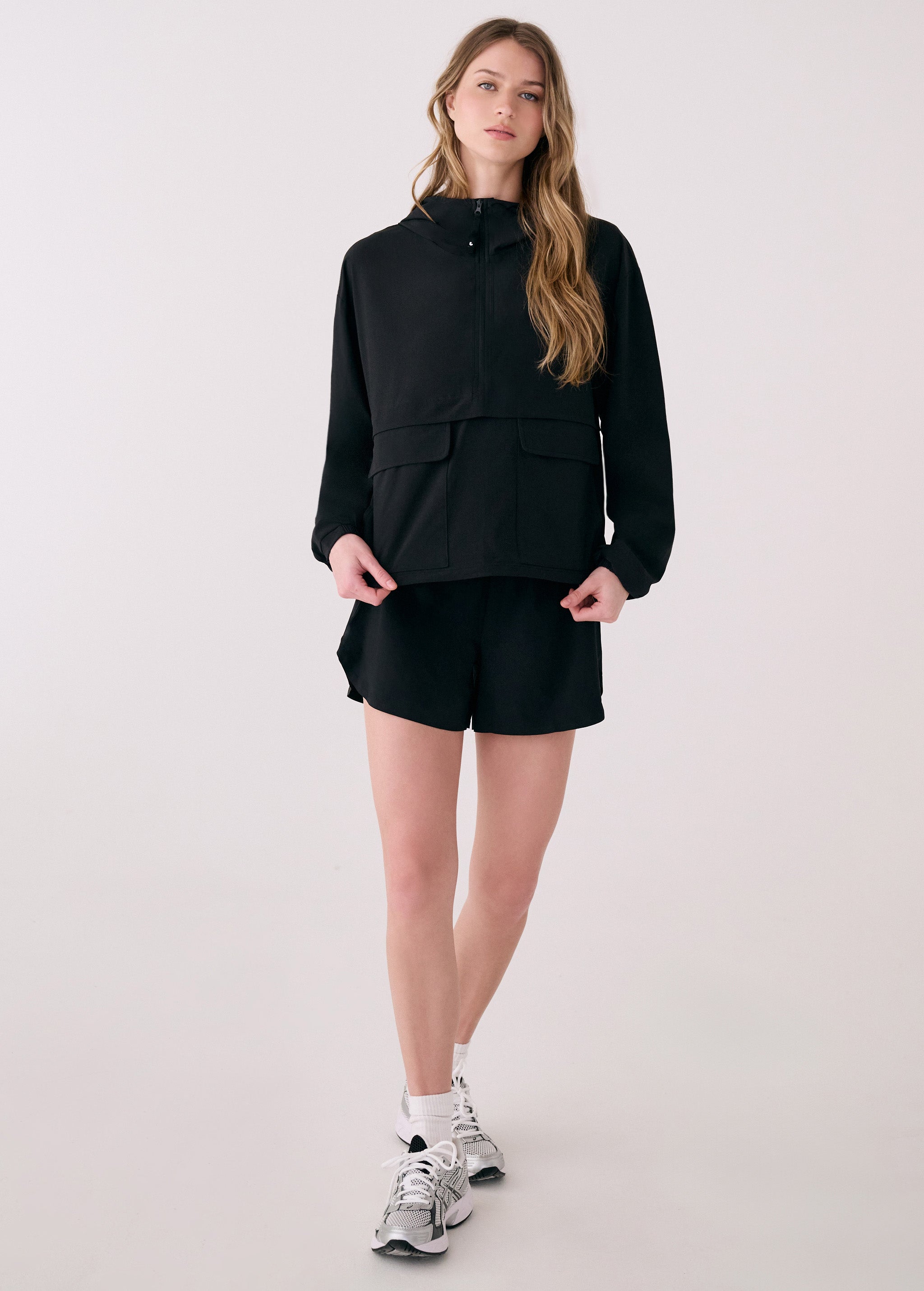 Lolë Sofia Anorak in black