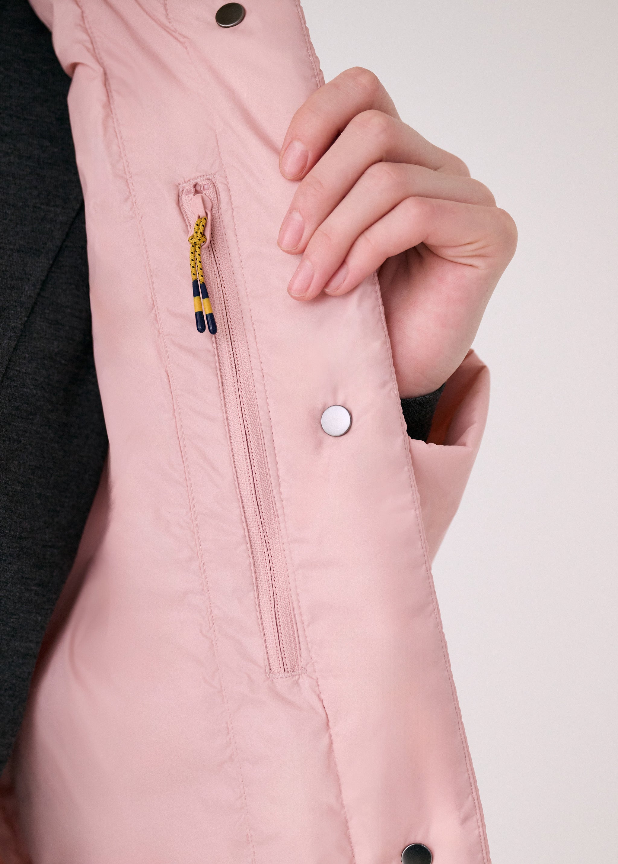 Lolë Dani Insulated Jacket in Ballerina blush pink