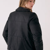 Lolë Dani Insulated Jacket in black