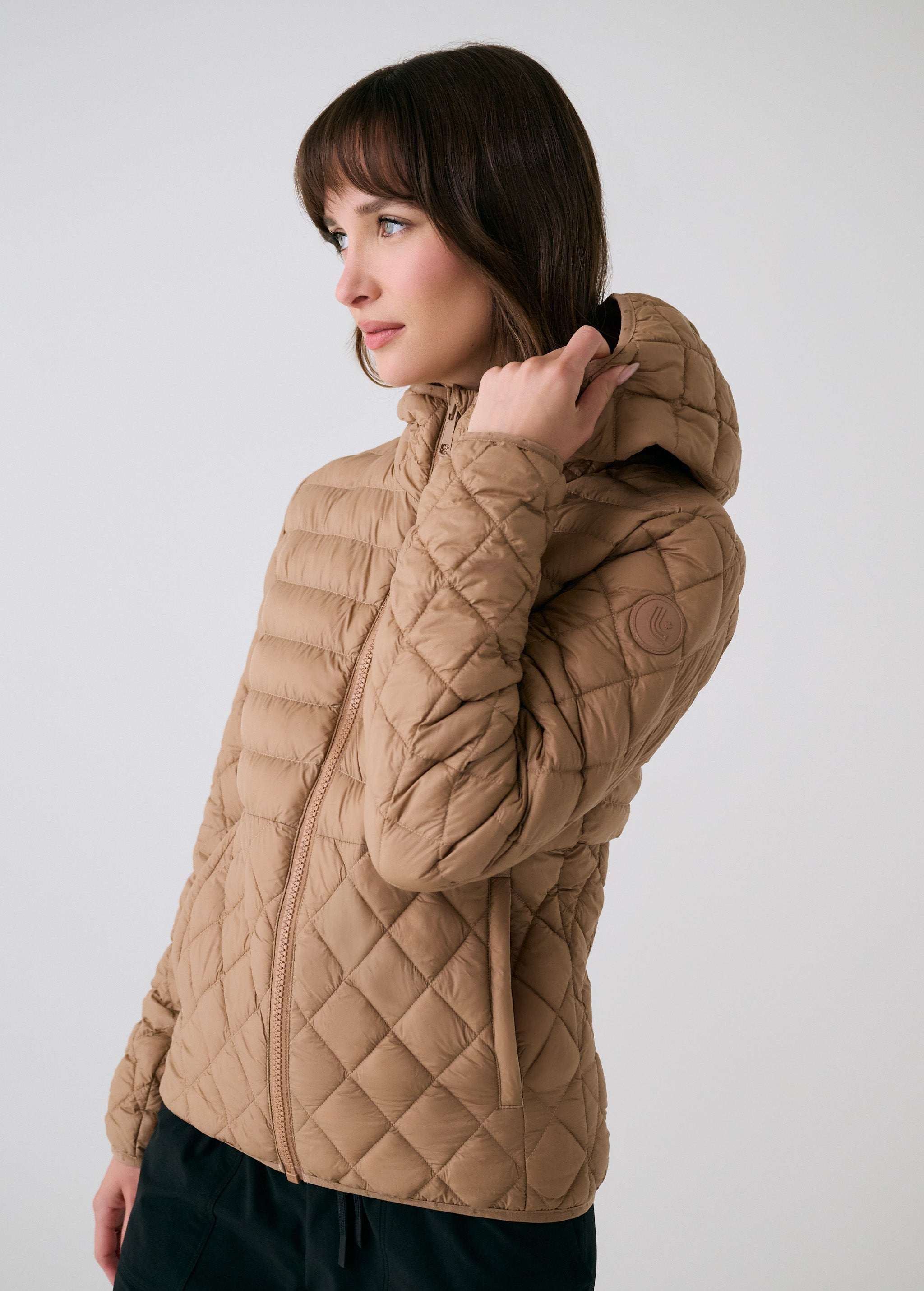Lolë The Base Insulated Jacket in Dune khaki brown