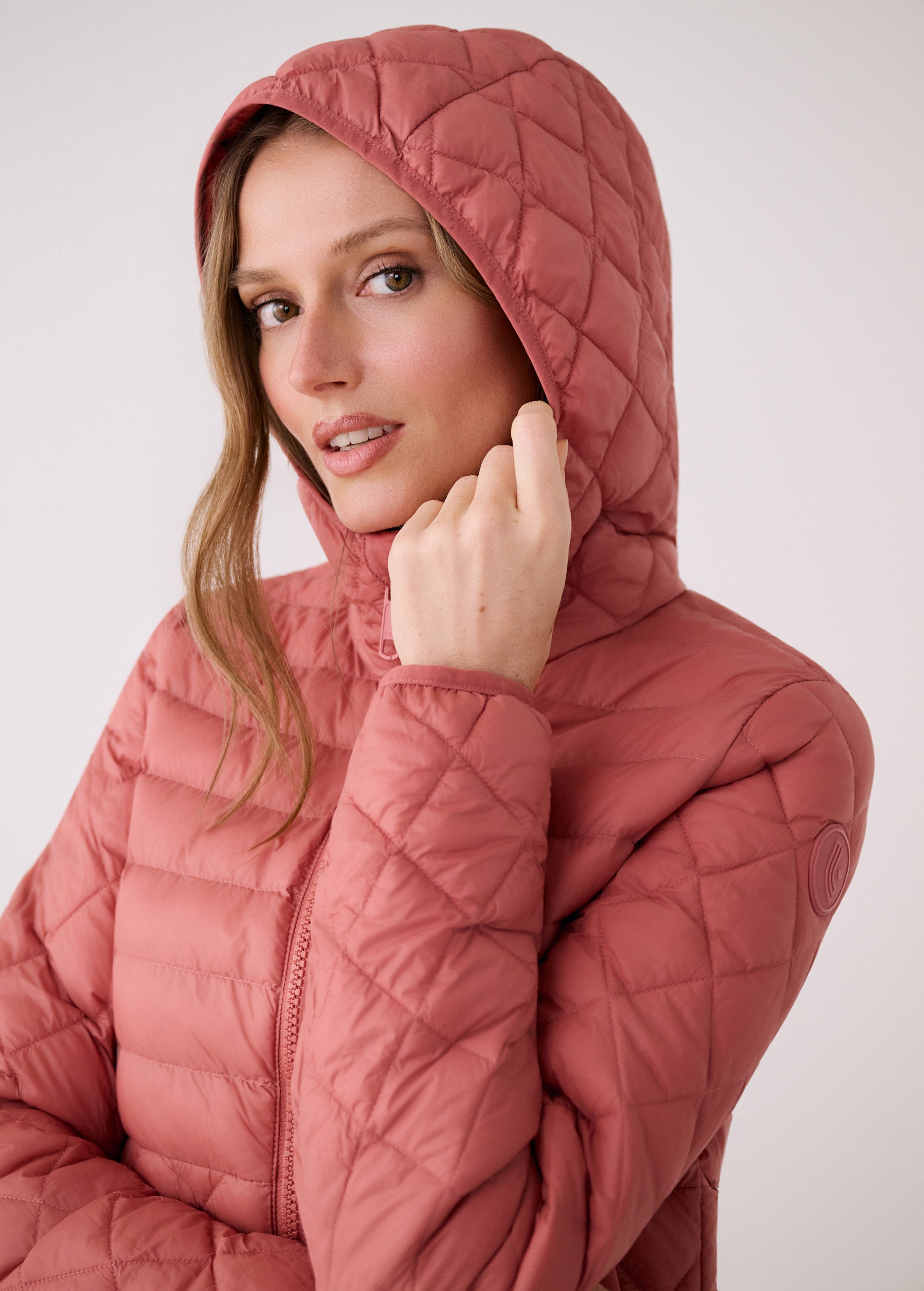 Lolë The Base Insulated Jacket in dusty rose