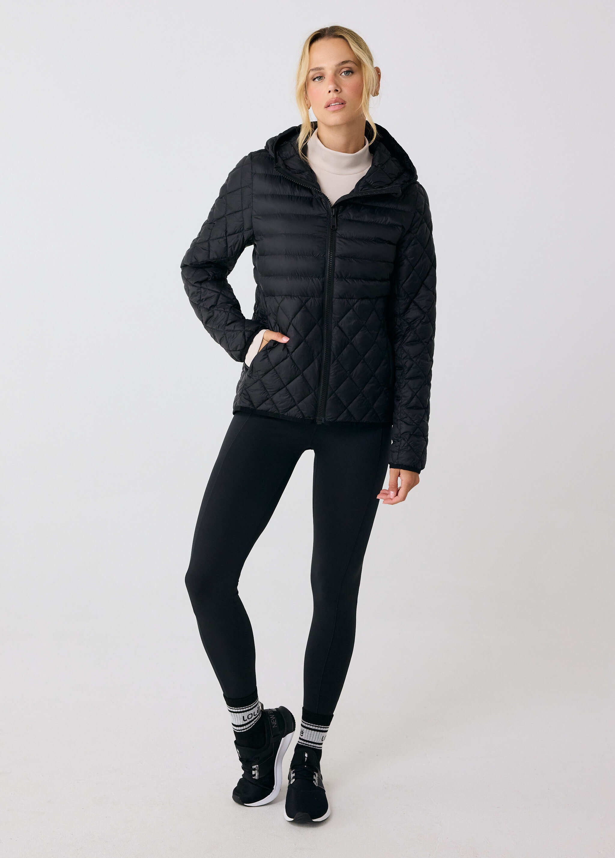 Lolë The Base Insulated Jacket in black