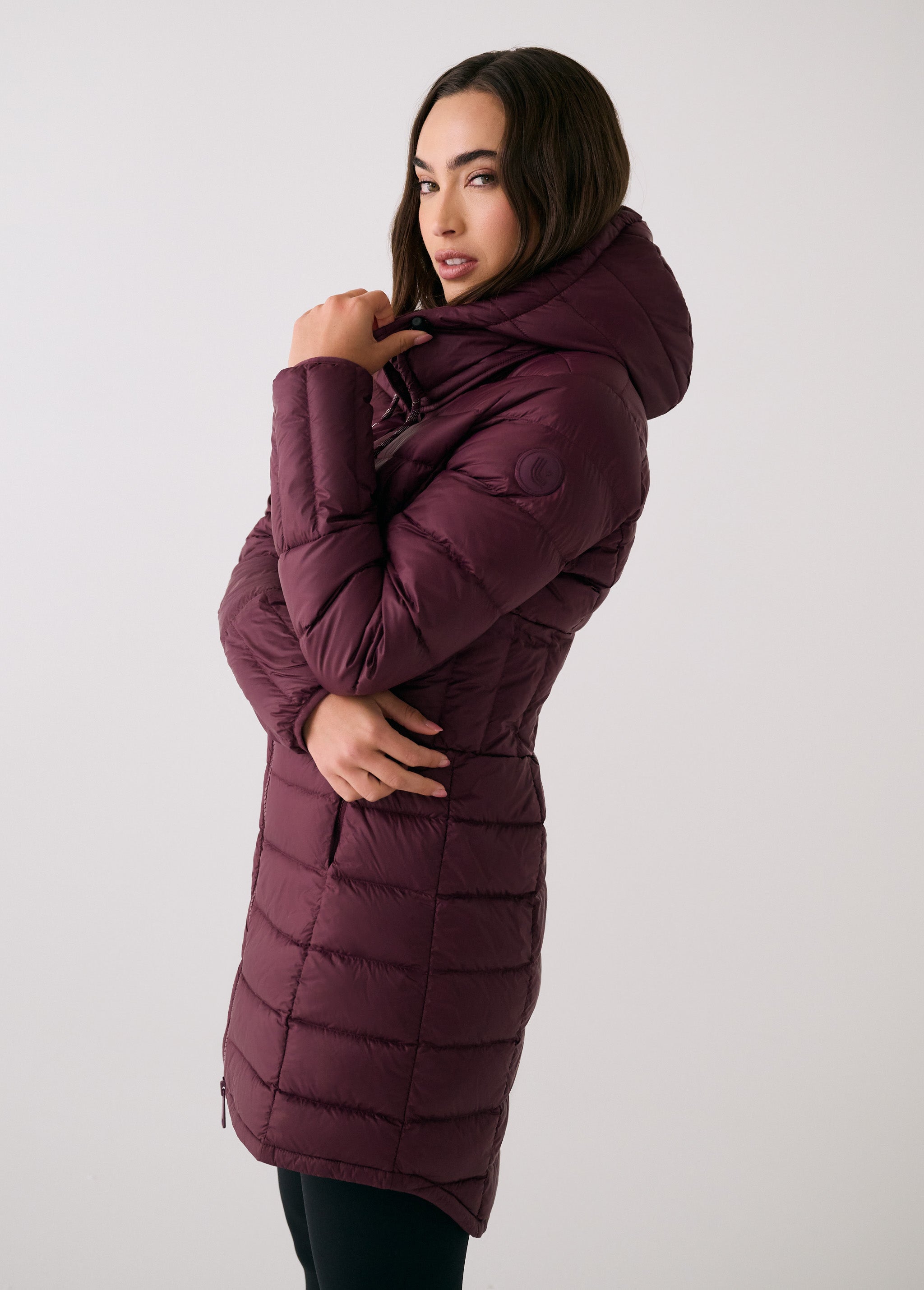 Lolë Claudia Down Jacket in burgundy