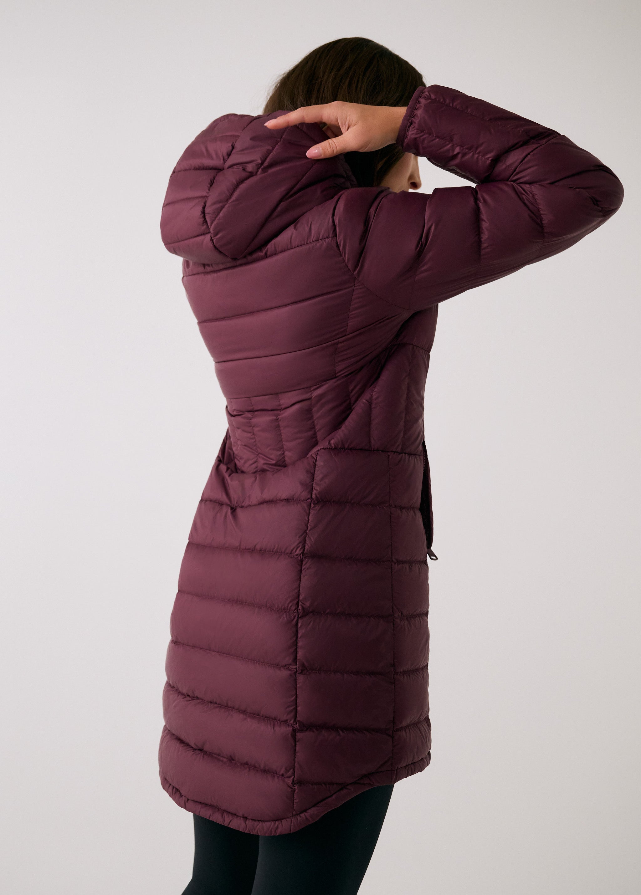 Lolë Claudia Down Jacket in burgundy