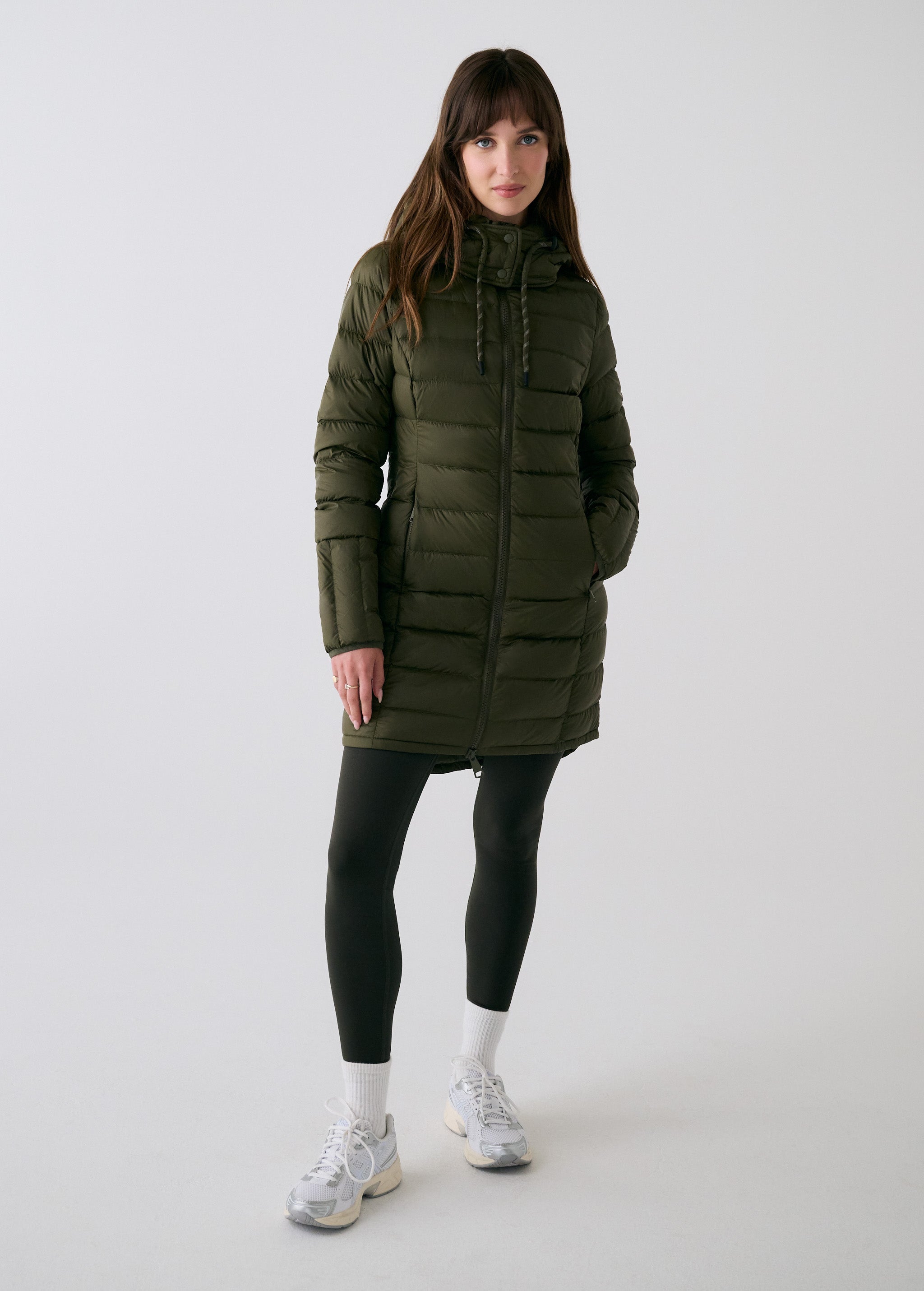 Lolë Claudia Down Jacket in Moss olive green