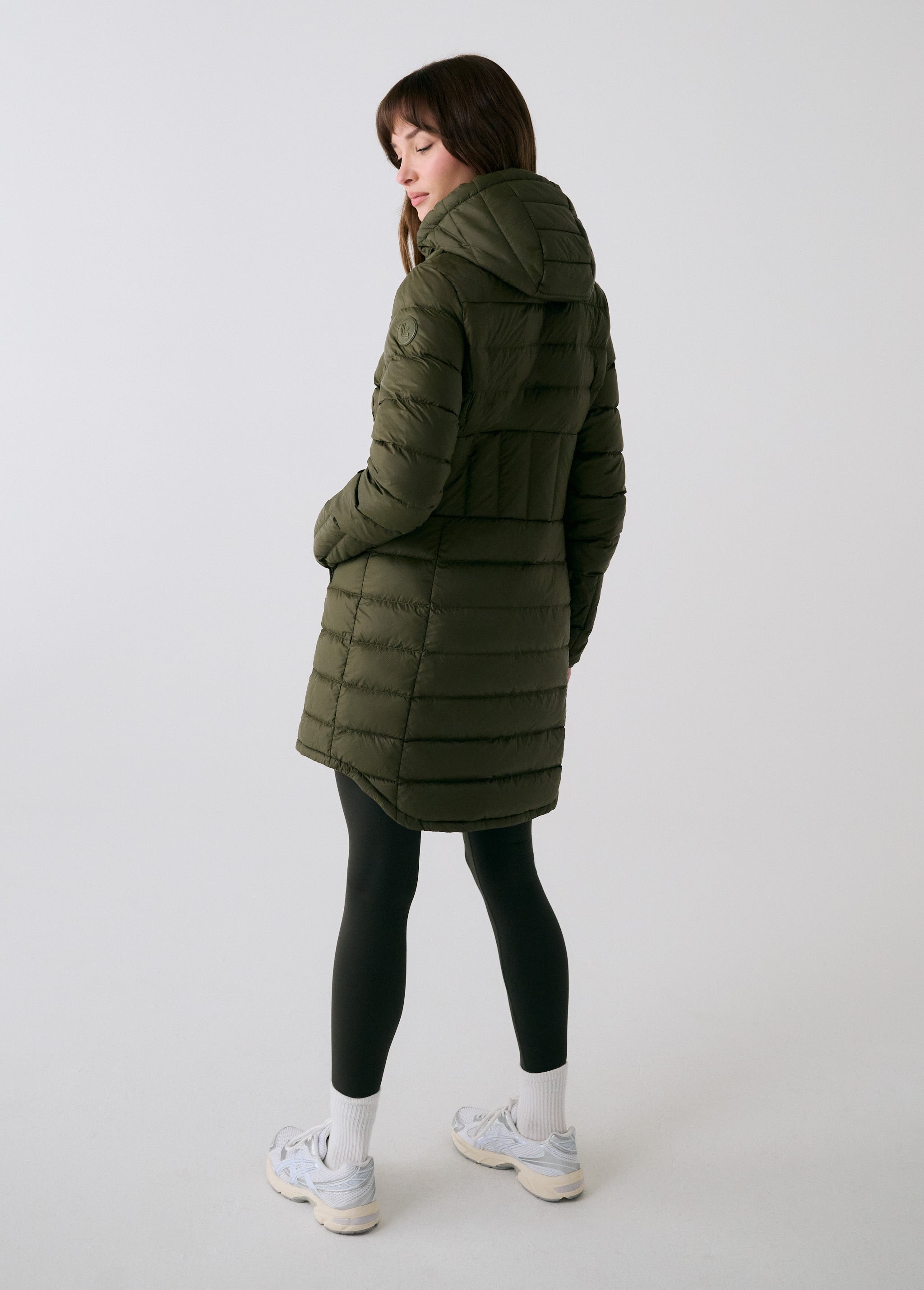 Lolë Claudia Down Jacket in Moss olive green