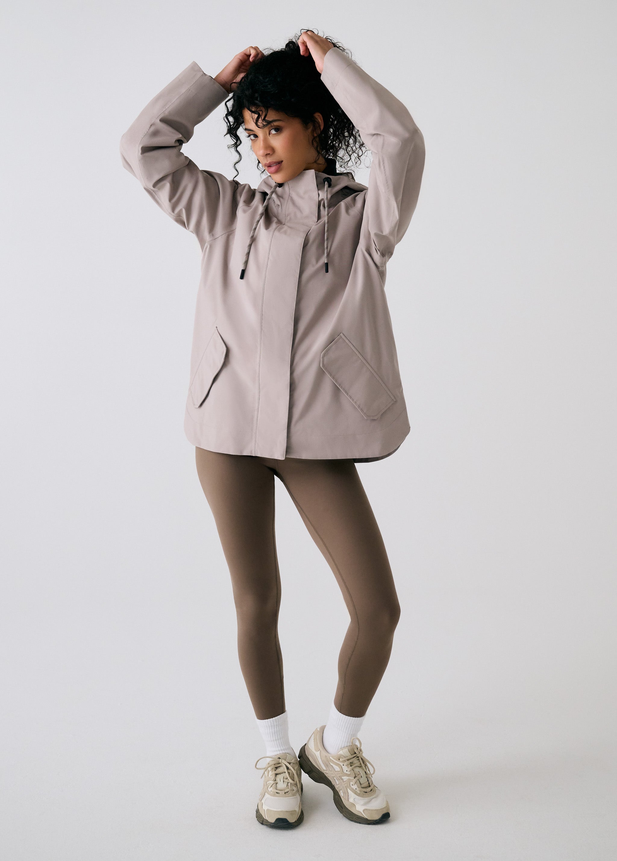 Lolë Lachine Rain Jacket in Pebble taupe