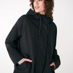 Lolë Lachine Rain Jacket in black