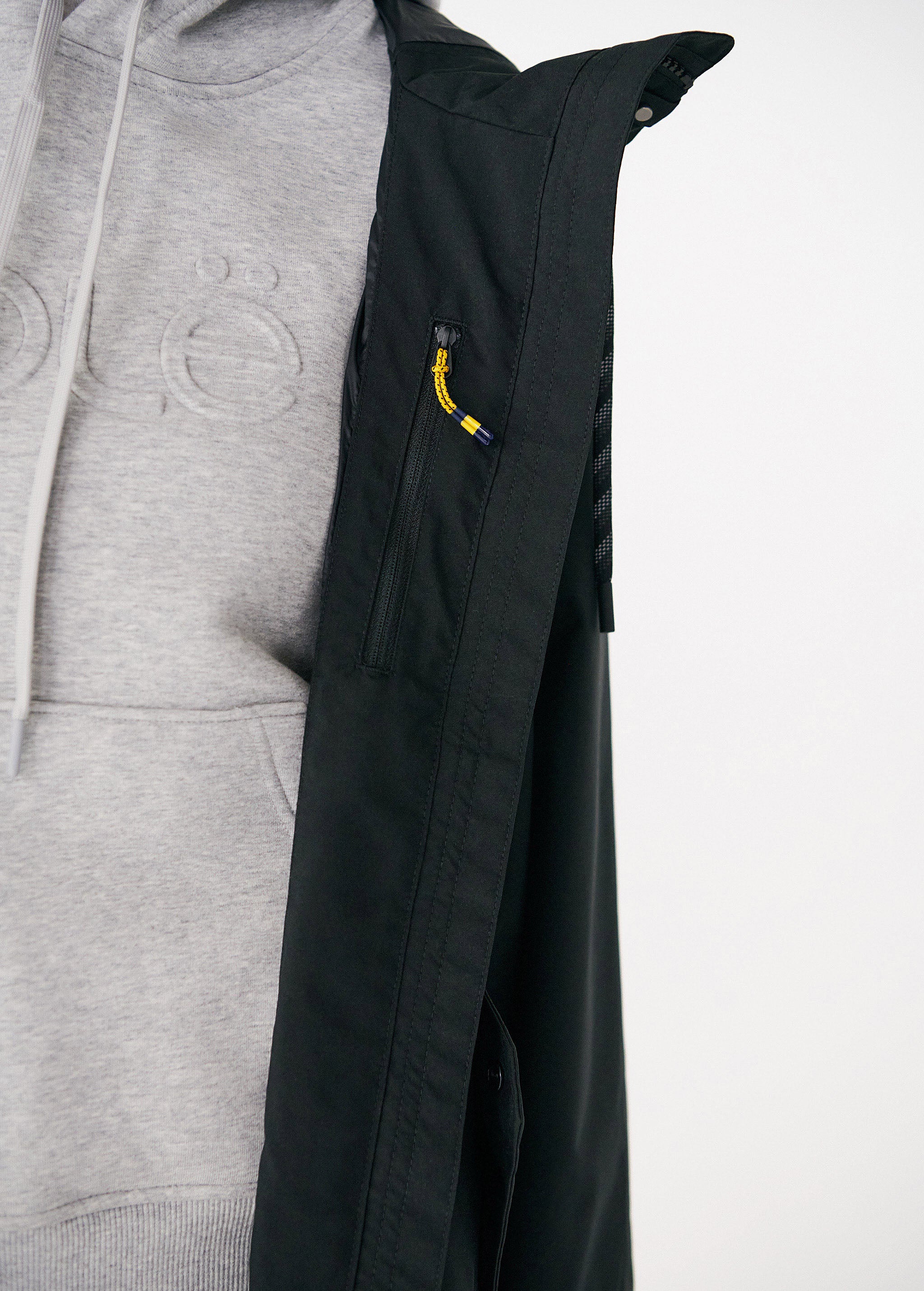 Lolë Lachine Rain Jacket in black