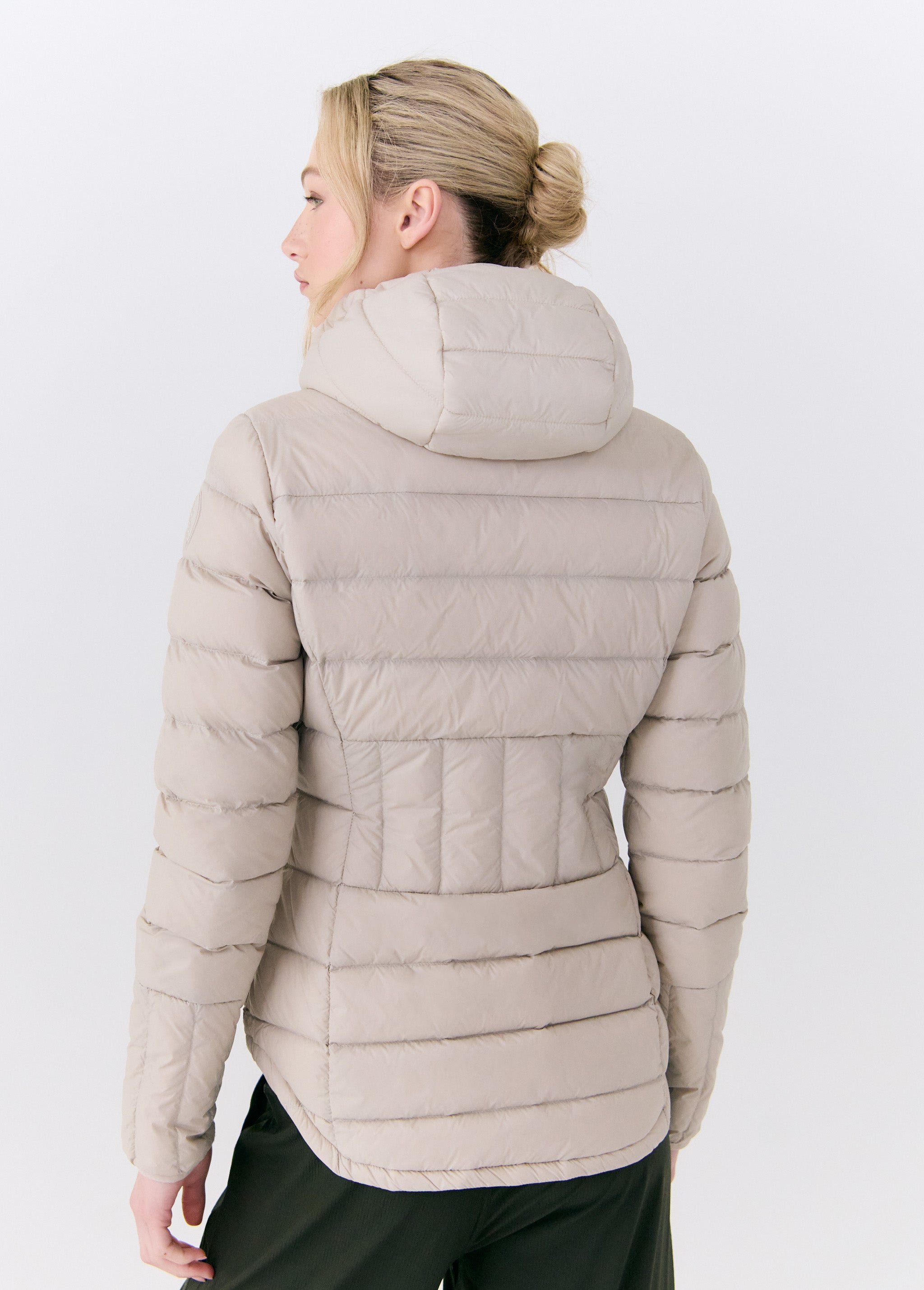 Lolë Emeline Down Jacket in Abalone pale greige