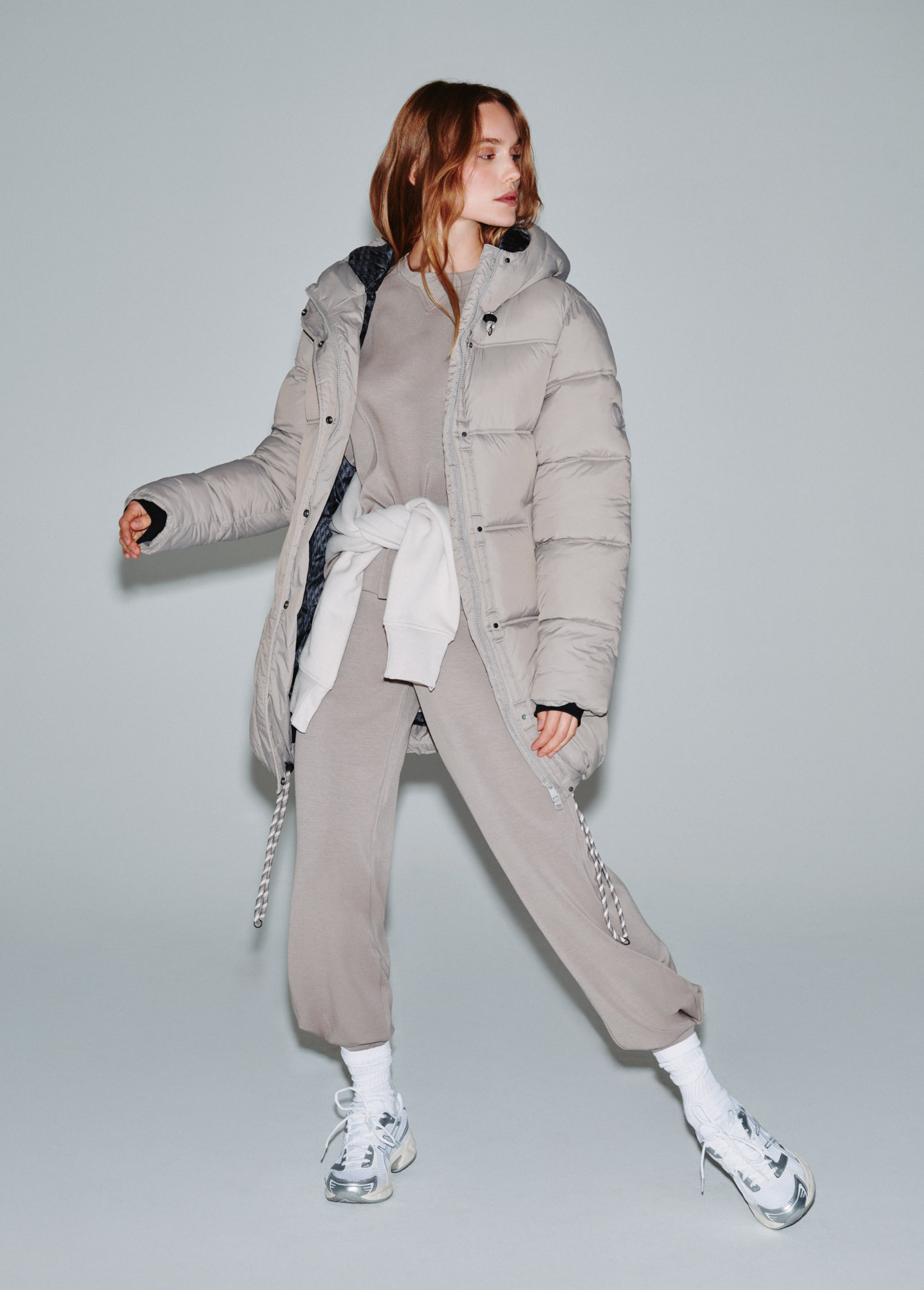 Lolë Modern Puffer Synth Down Jacket in Pebble taupe